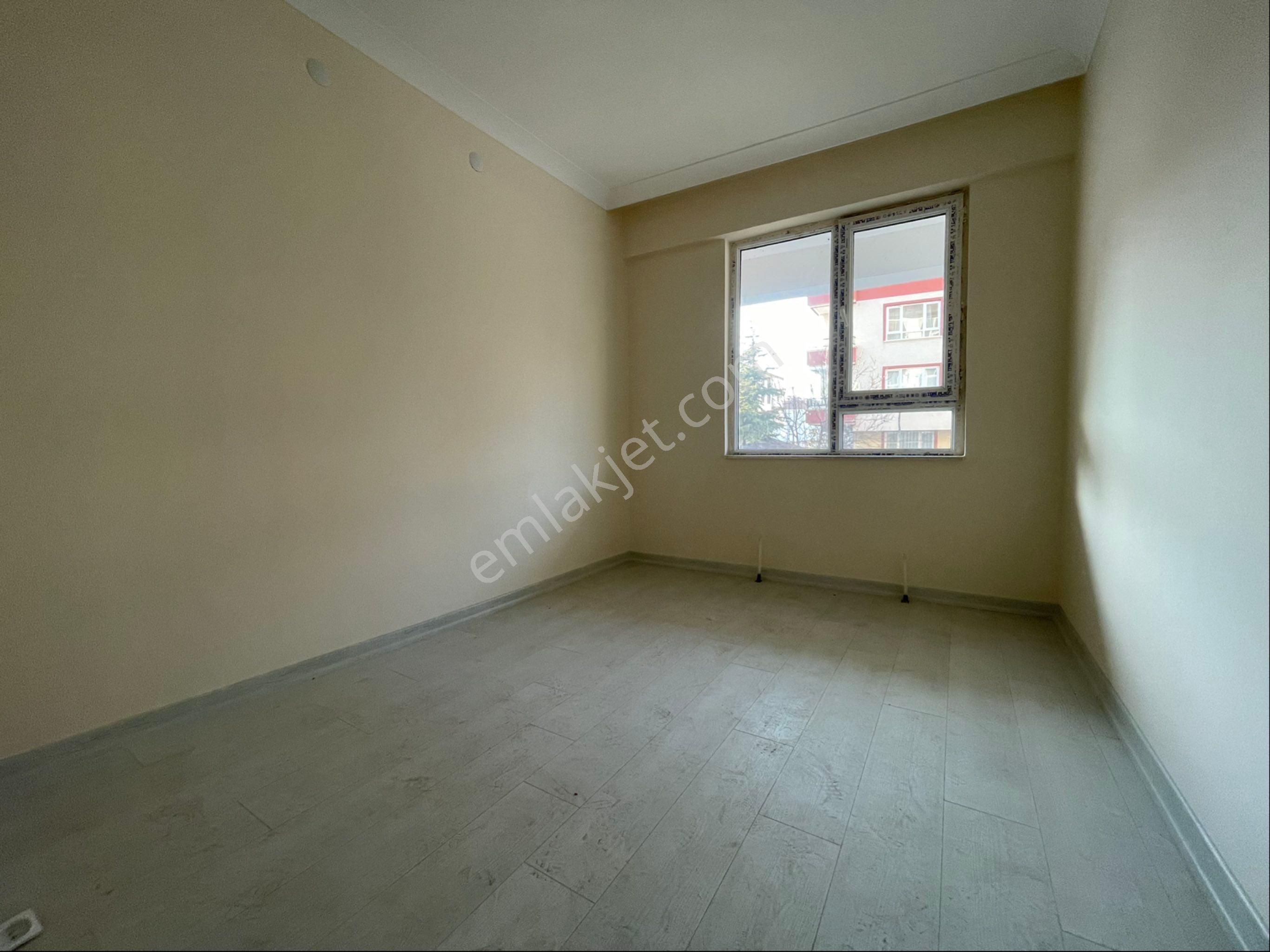 Mülk Emlak Ofisinden Salı Pazarı Mevkiinde Kat Konumunda 3+1 Sıfır Full Yapılı Ön Cephe Daire - Görsel 13