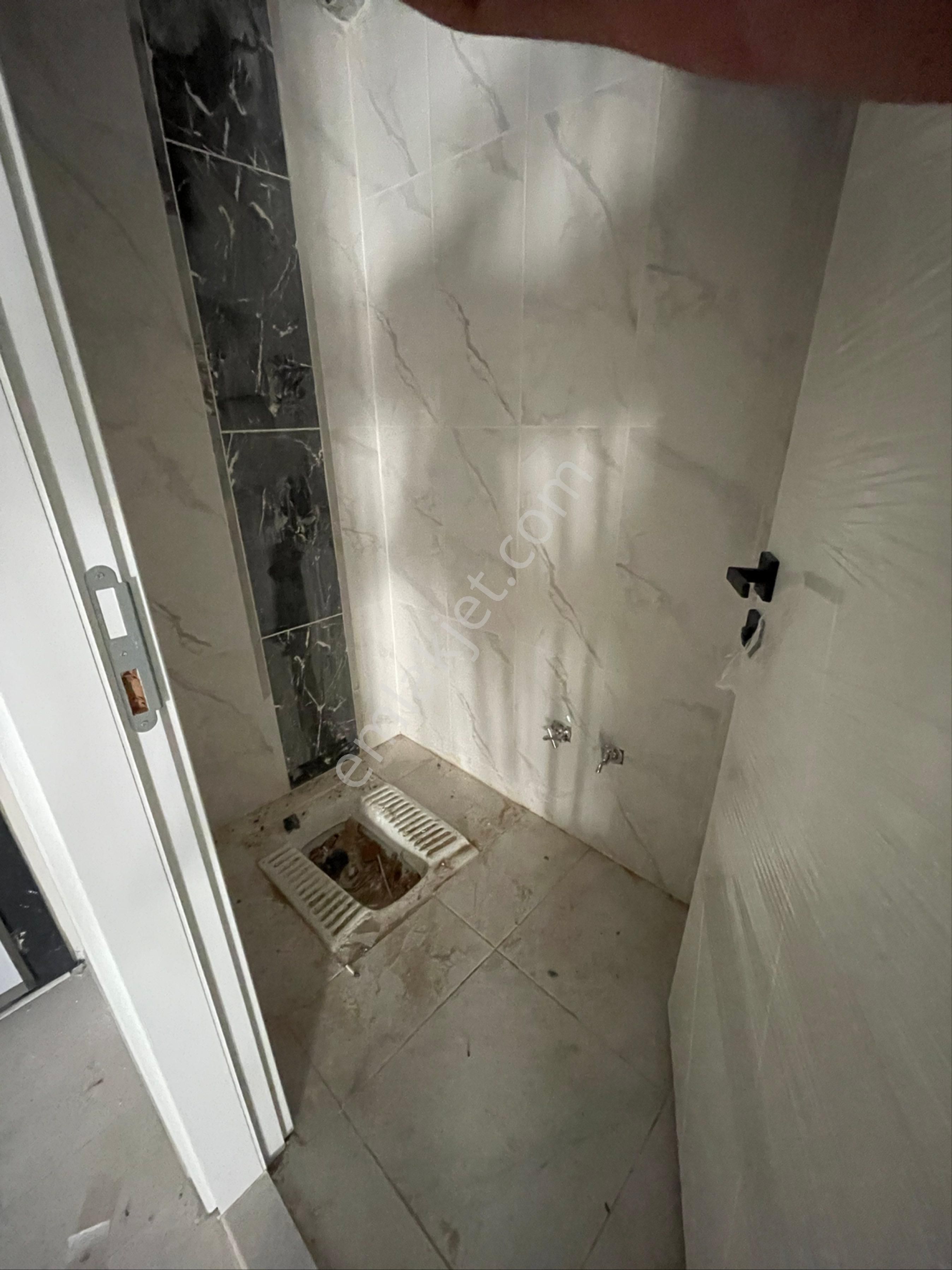 Mülk Emlak Ofisinden Salı Pazarı Mevkiinde Kat Konumunda 3+1 Sıfır Full Yapılı Ön Cephe Daire - Görsel 17