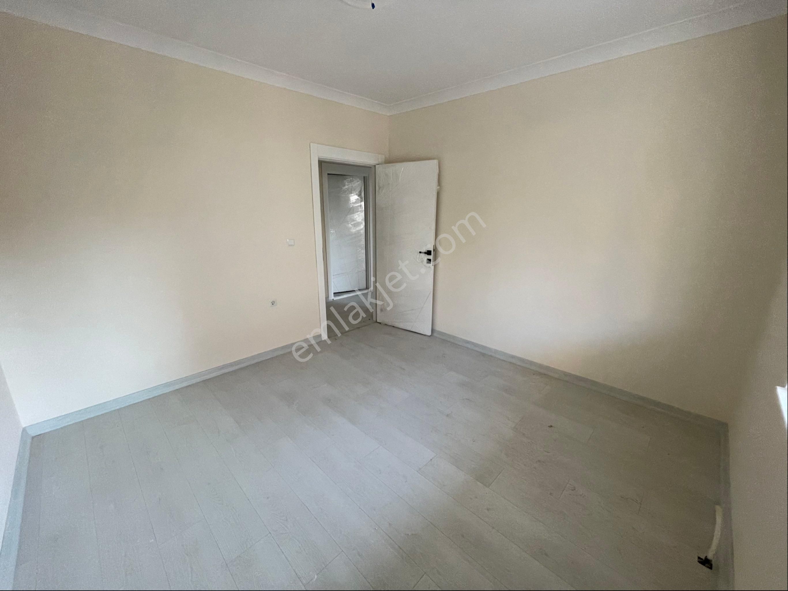 Mülk Emlak Ofisinden Salı Pazarı Mevkiinde Kat Konumunda 3+1 Sıfır Full Yapılı Ön Cephe Daire - Görsel 11