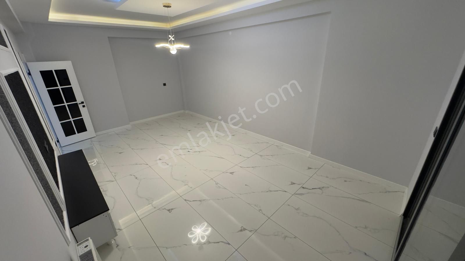 Güre Çamlıbel'de Denize 300 Metre Mesafe'de 4+1 Villa - Görsel 35