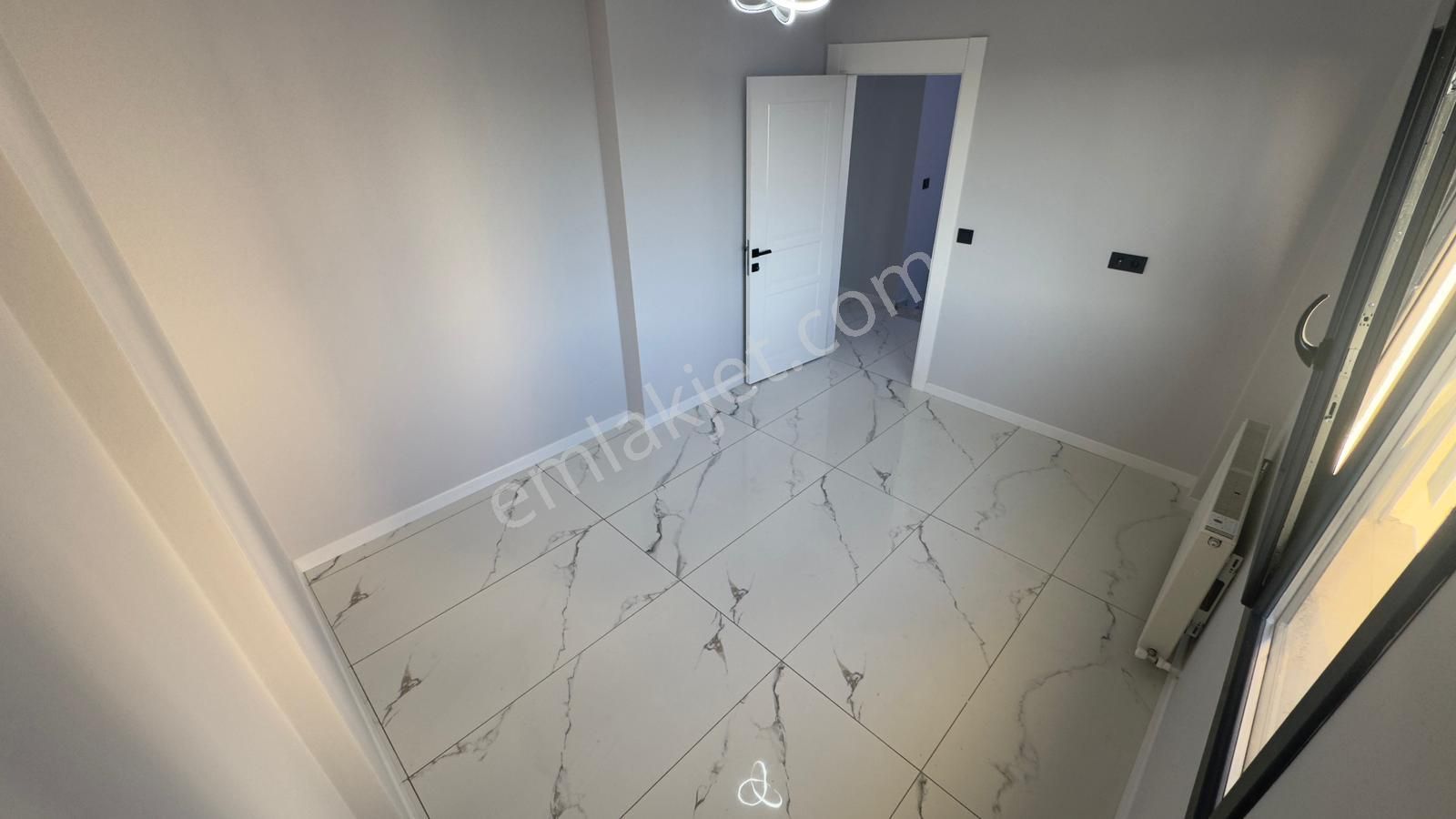 Güre Çamlıbel'de Denize 300 Metre Mesafe'de 4+1 Villa - Görsel 15