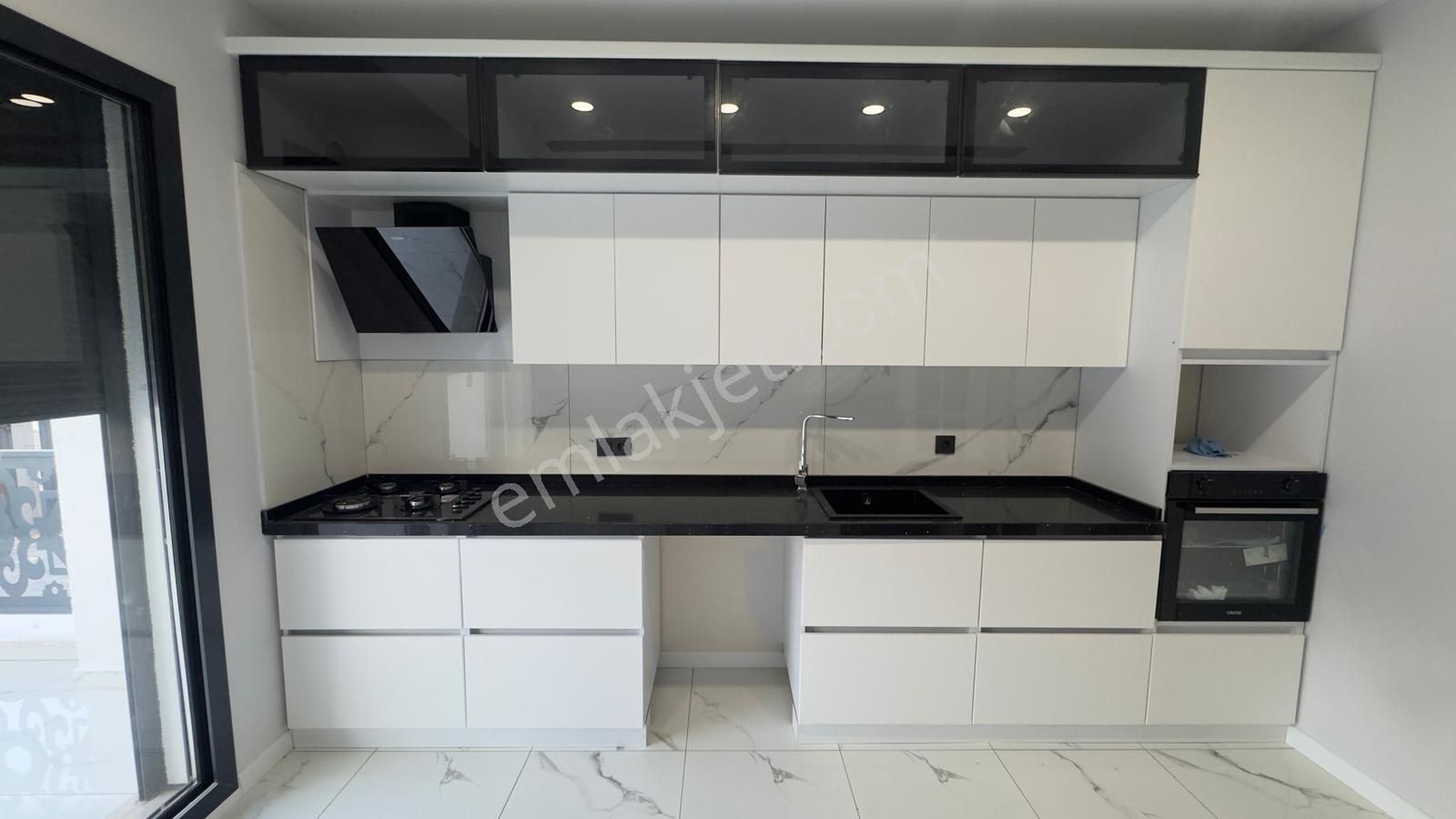 Güre Çamlıbel'de Denize 300 Metre Mesafe'de 4+1 Villa - Görsel 31