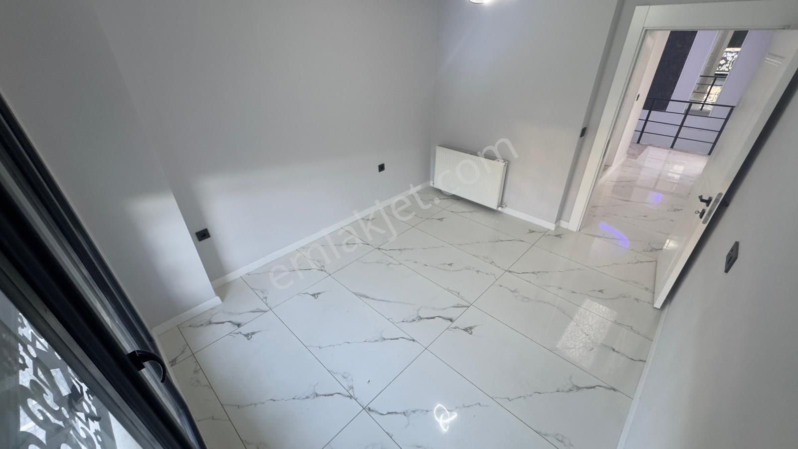 Güre Çamlıbel'de Denize 300 Metre Mesafe'de 4+1 Villa - Görsel 18