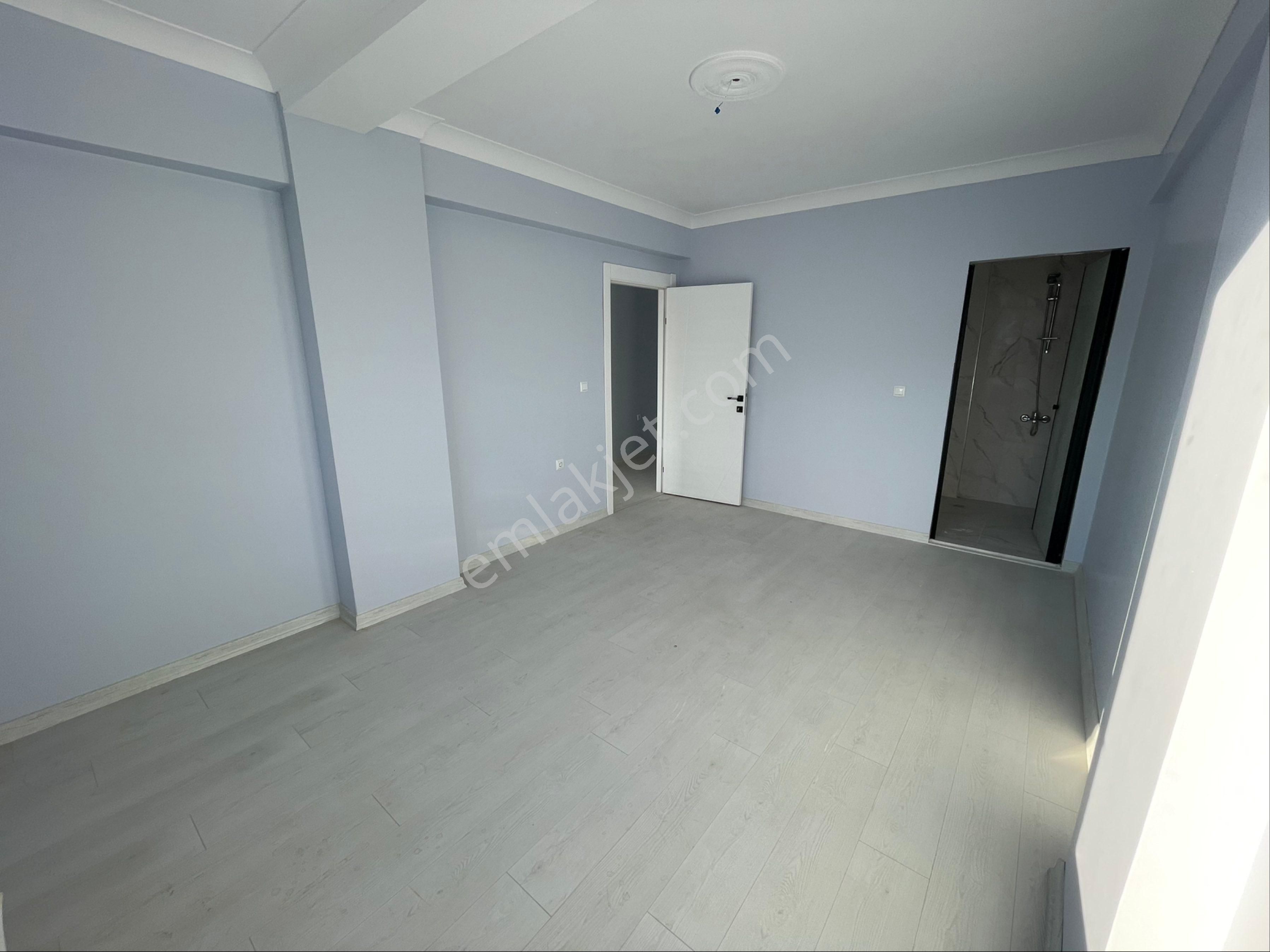 Mülk Emlak Ofisinden 2.katta Ara Kat 3+1 120 M2 Ön Cephe Geniş Ferah Sıfır Oturuma Hazır Daire.. - Görsel 31