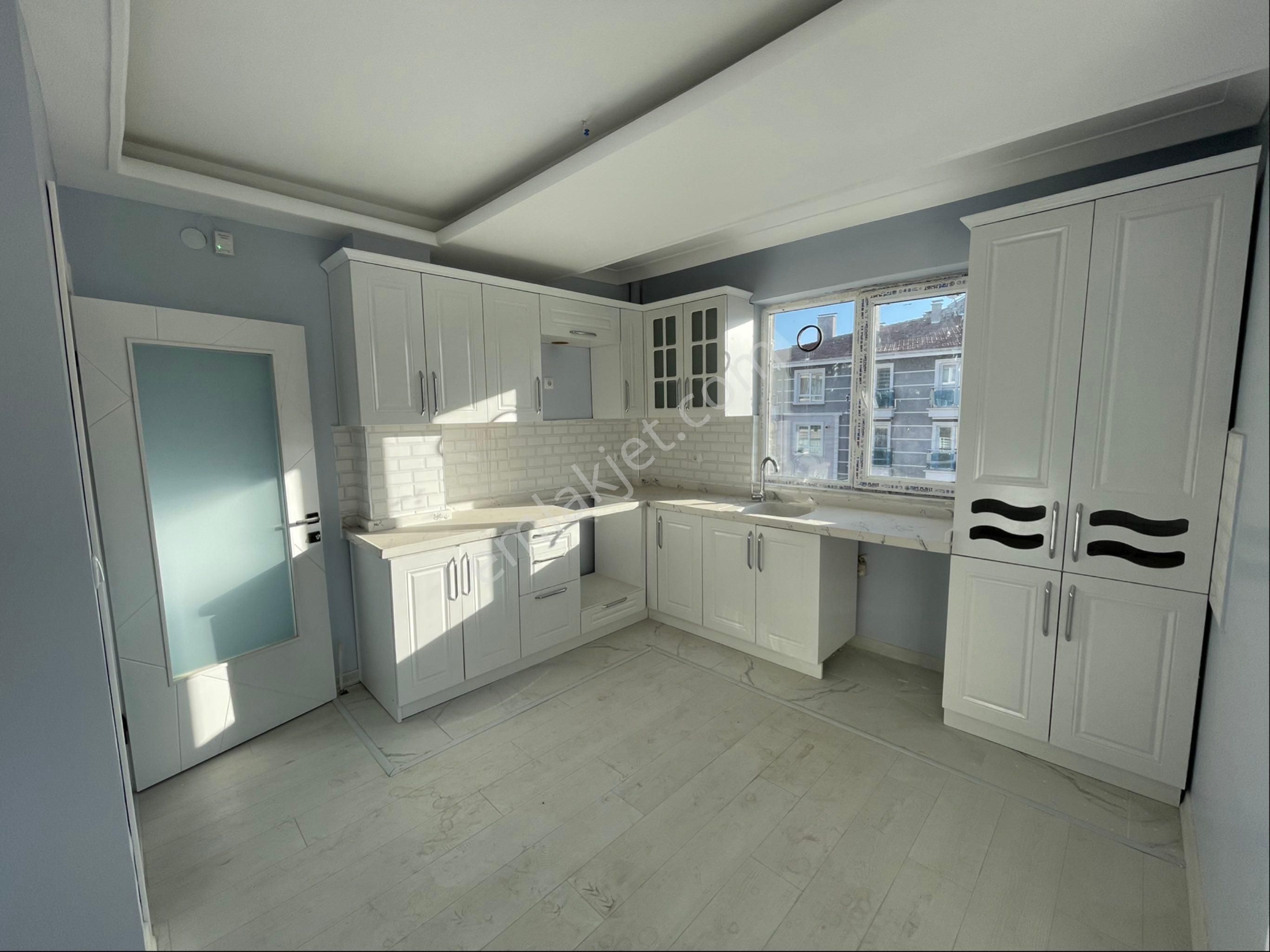 Mülk Emlak Ofisinden 2.katta Ara Kat 3+1 120 M2 Ön Cephe Geniş Ferah Sıfır Oturuma Hazır Daire.. - Görsel 21