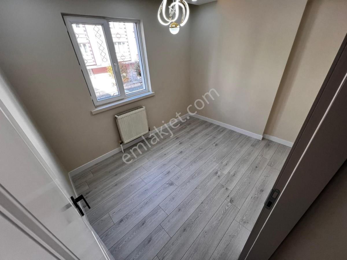 3 Banyolu M. Çakmak Mh 3+1 Ultra Lüks Yapılı Ön Cephe Daire - Görsel 17