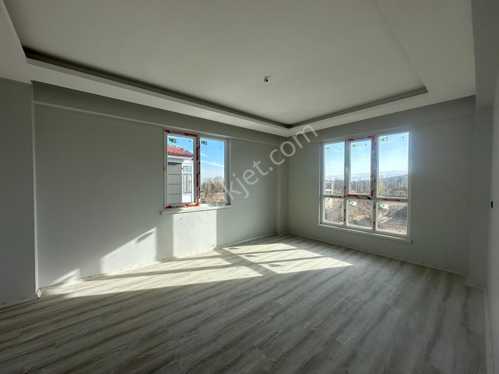 Afyon Üçok Emlaktan Mareşal De Satılık Sıfır 2+1 Lüx Daire - Görsel 16