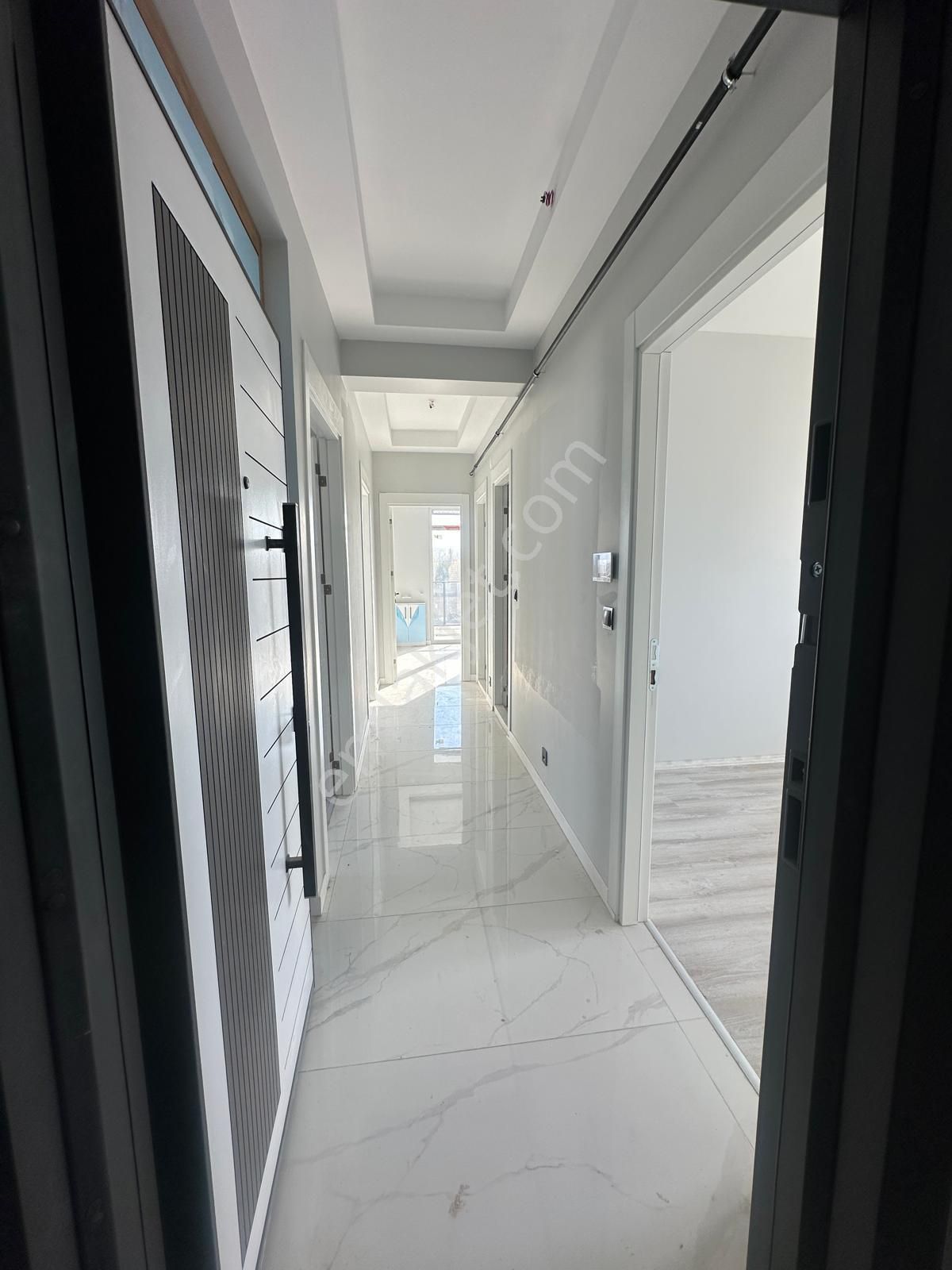 Afyon Üçok Emlaktan Mareşal De Satılık Sıfır 2+1 Lüx Daire - Görsel 7