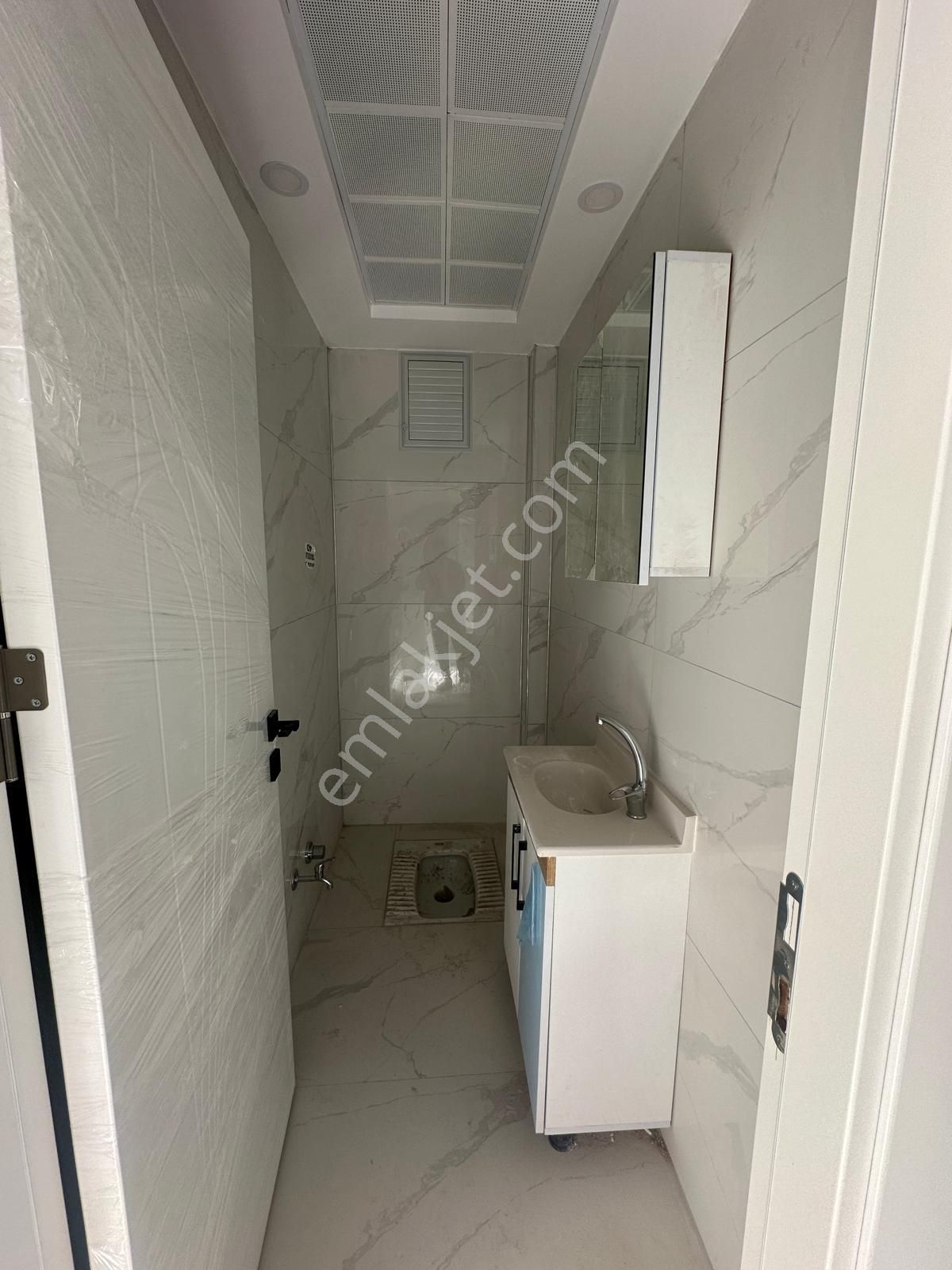 Afyon Üçok Emlaktan Mareşal De Satılık Sıfır 2+1 Lüx Daire - Görsel 14