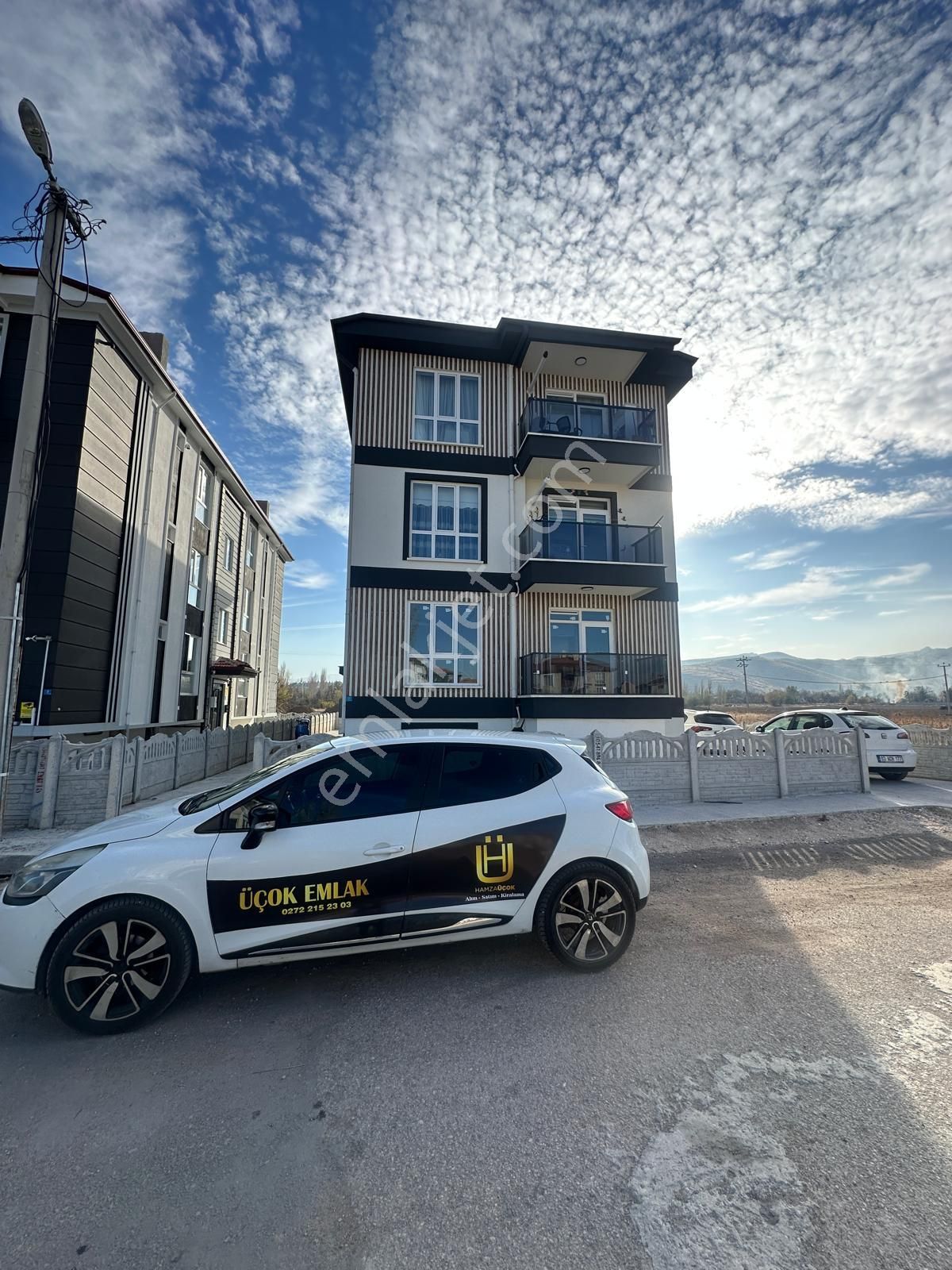 Afyon Üçok Emlaktan Mareşal De Satılık Sıfır 2+1 Lüx Daire - Görsel 2
