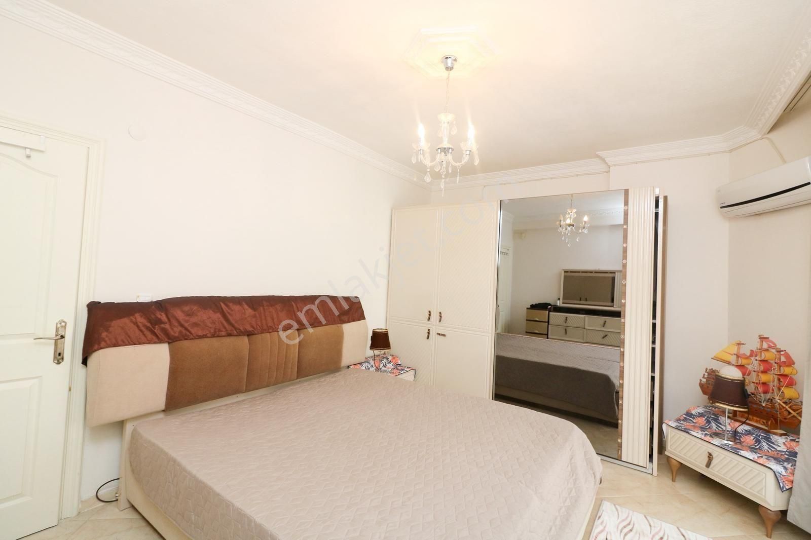 Efeler Mahallesi Villalar Bölgesinde Satılık 4+1 Triplex Villa - Görsel 15