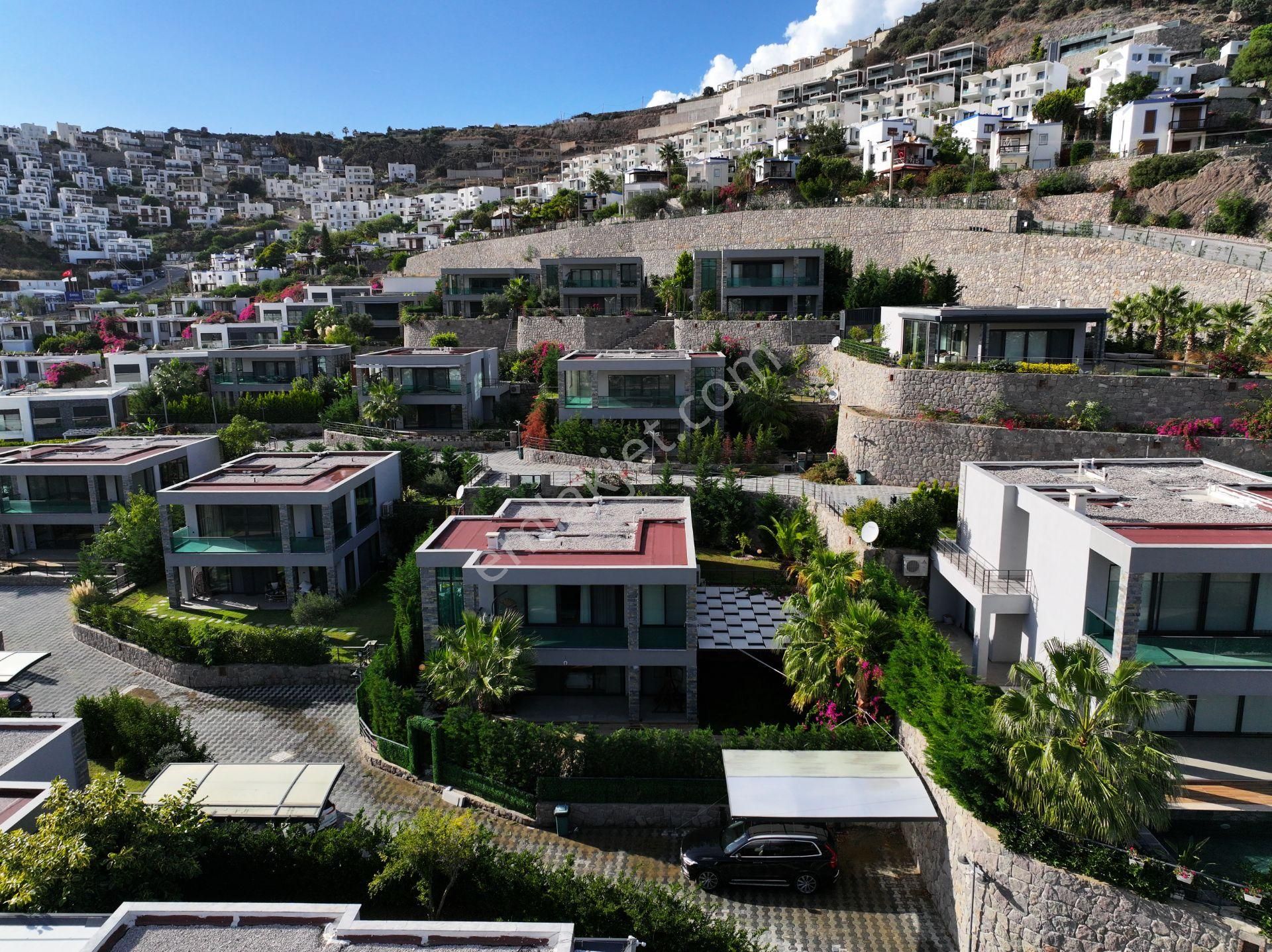 Gündoğan Kızılburun'da Satılık 4+1 Lüks Villa