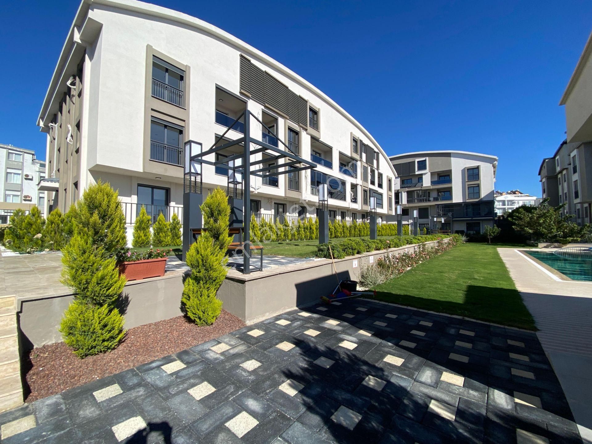 Didim De Havuzlu Lüks Site İçinde 2+1 Bahçe Kullanımlı Daire - Görsel 10