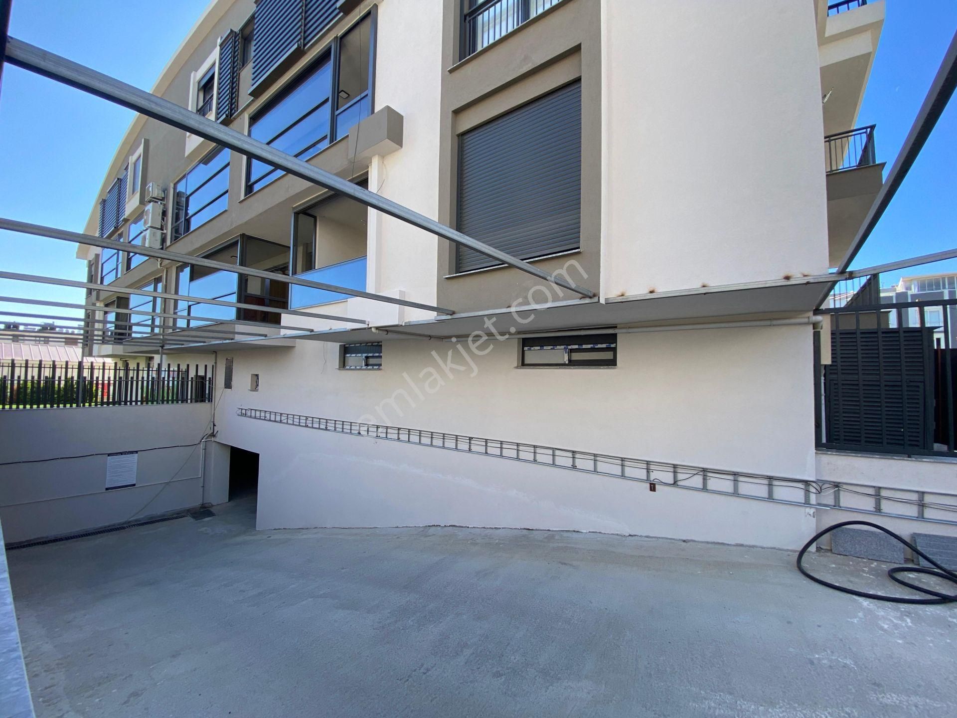 Didim De Havuzlu Lüks Site İçinde 2+1 Bahçe Kullanımlı Daire - Görsel 11