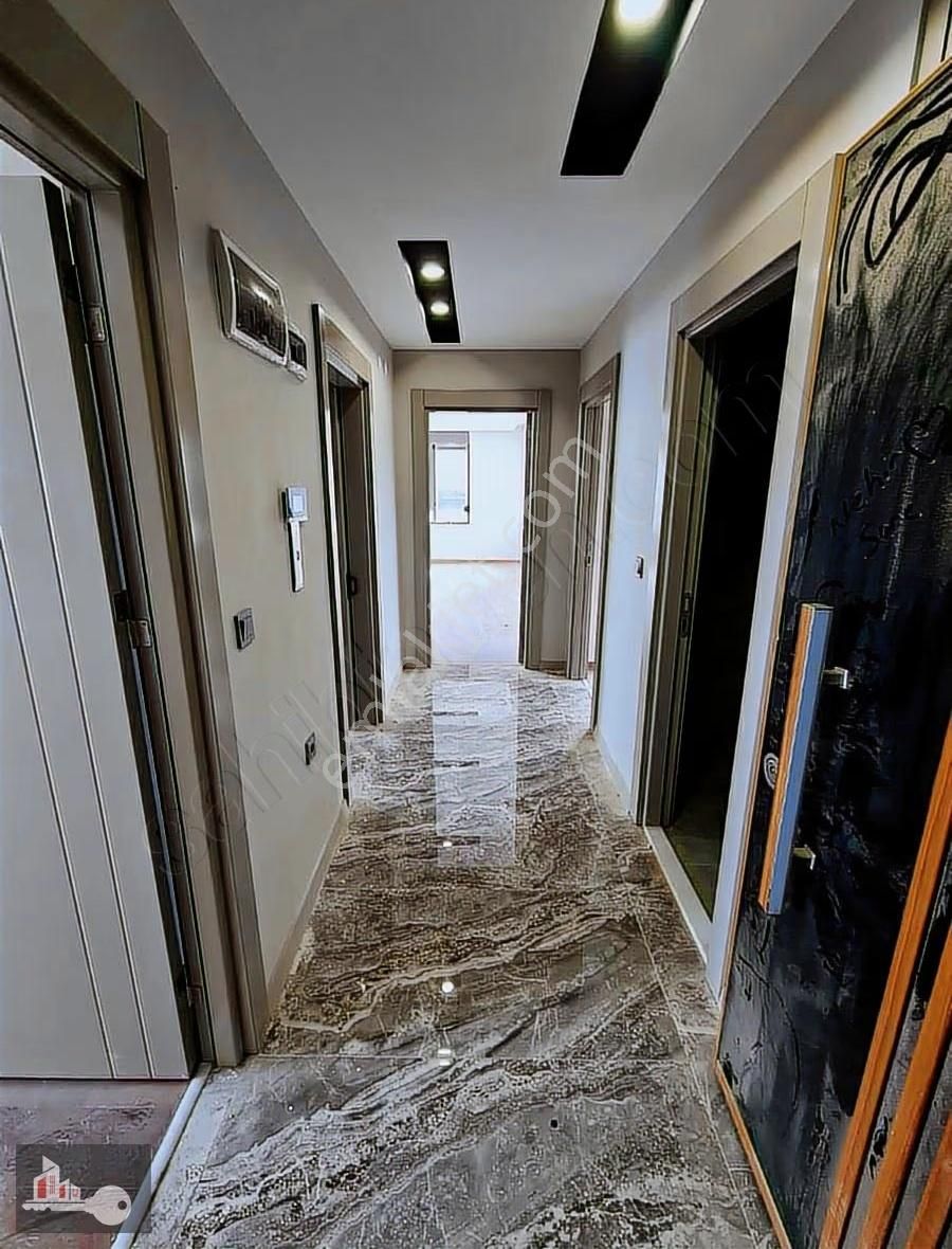 Çankaya Mah'de Lüx Site İçersin Geniş 2+1 - Görsel 21