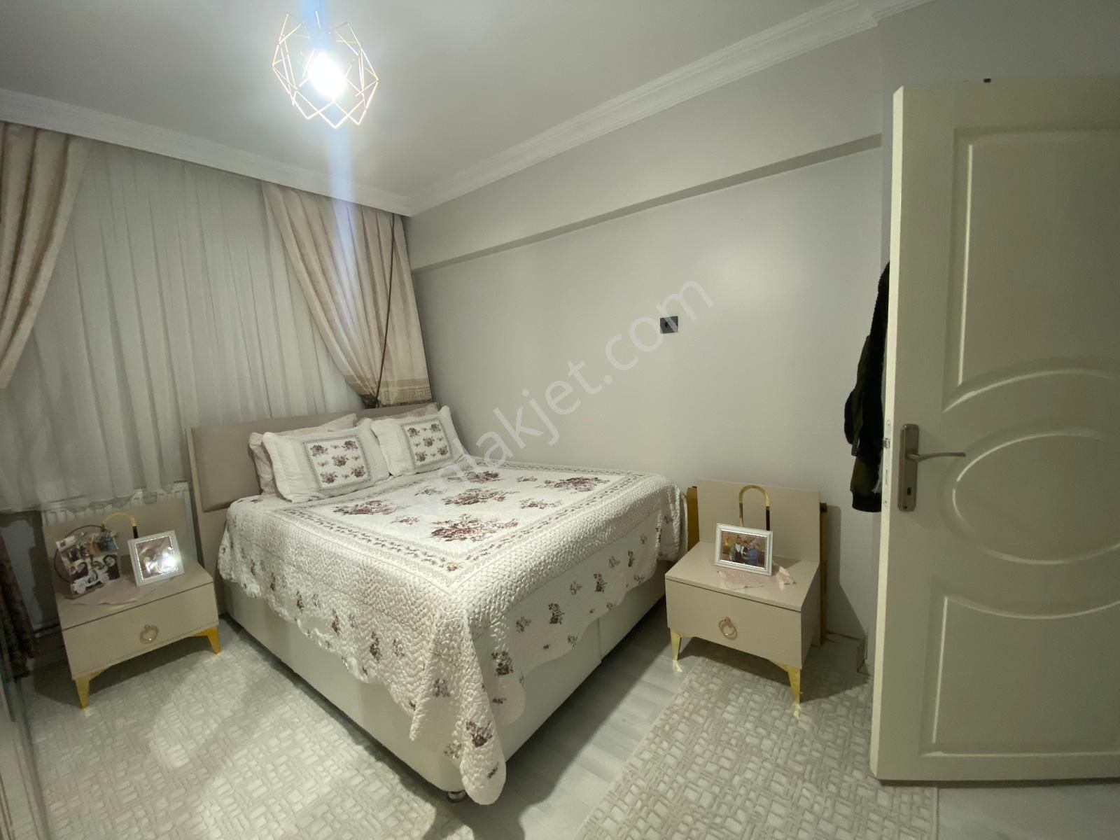 Koza Emlak'tan Plevne Mahalesinde Cadde Üzerinde Full + Full Yapılı Bağımsız 3+1 Satılık Dairee - Görsel 20