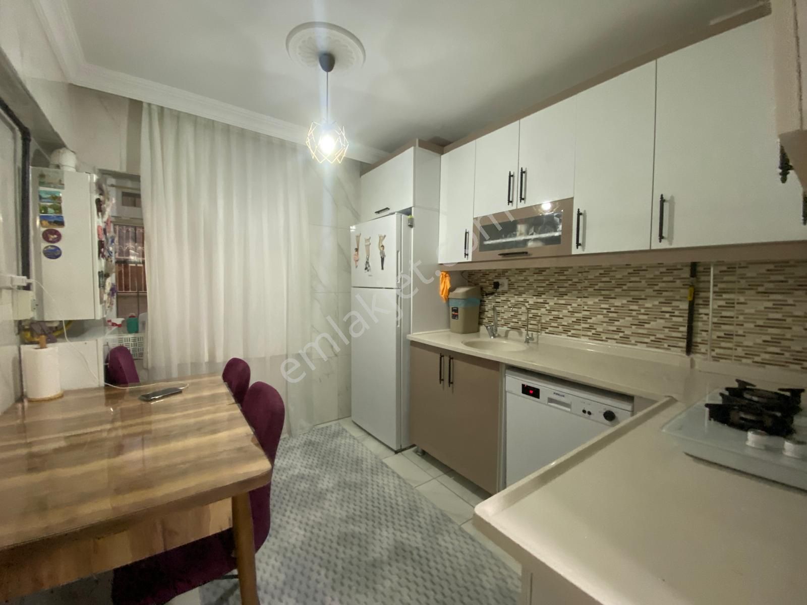 Koza Emlak'tan Plevne Mahalesinde Cadde Üzerinde Full + Full Yapılı Bağımsız 3+1 Satılık Dairee - Görsel 2