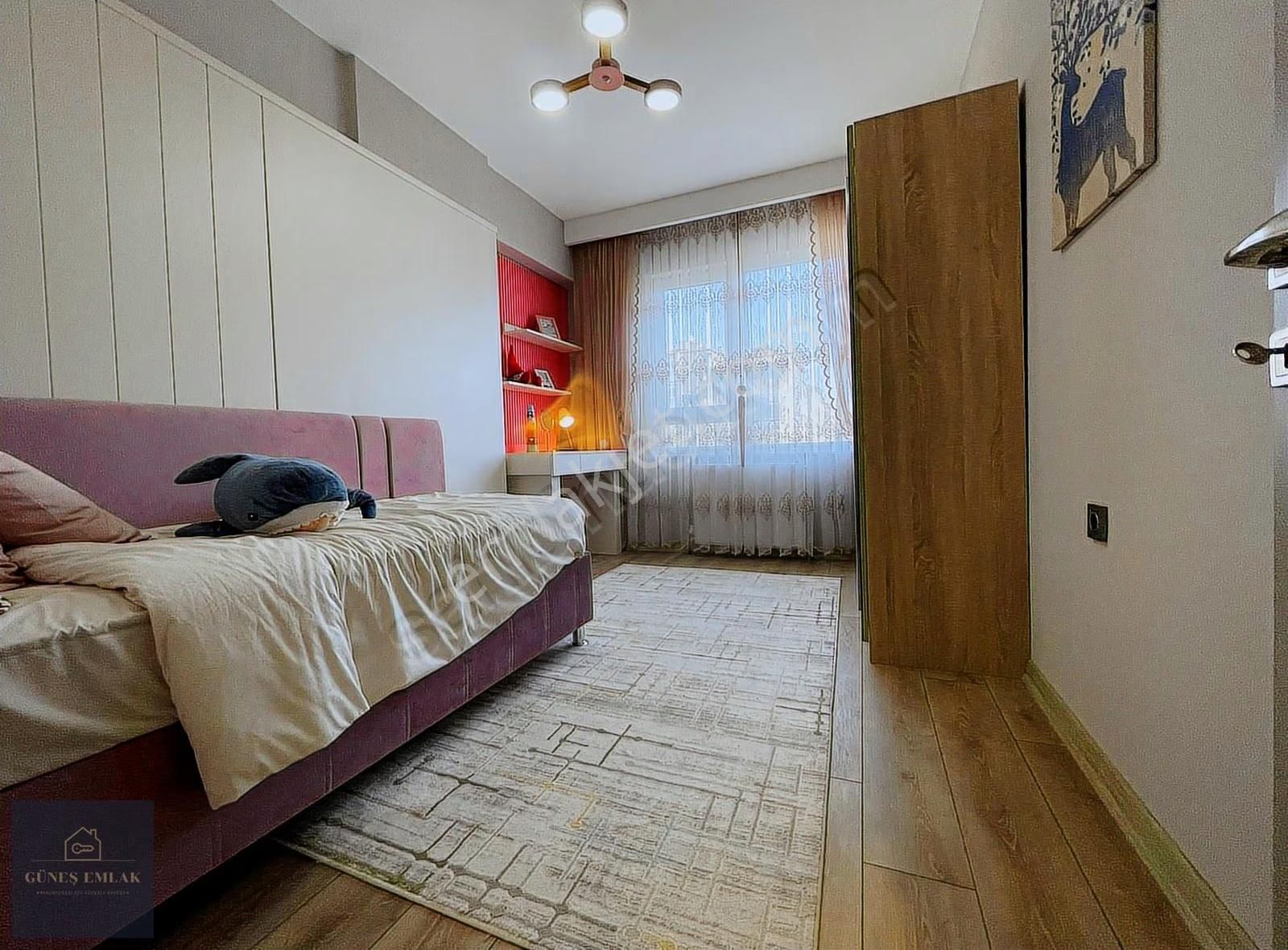 Yenikent'te 2 Bloklu Sitede İskanı Alınmış 3+1 Son Bir Daire - Görsel 24