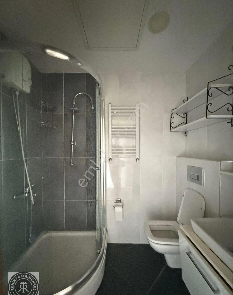 Remint’den Aydınlar Mahallesinde Geniş 4+1 Açık Mutfak Çift Banyo Giyinme Odalı Ultra Lüks Satılık!! - Görsel 2