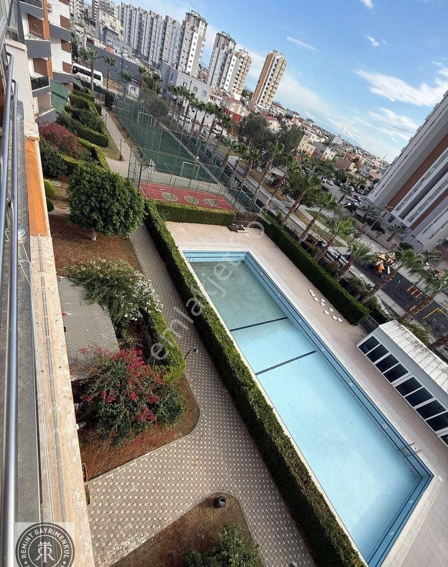 Remint’den Aydınlar Mahallesinde Geniş 4+1 Açık Mutfak Çift Banyo Giyinme Odalı Ultra Lüks Satılık!!