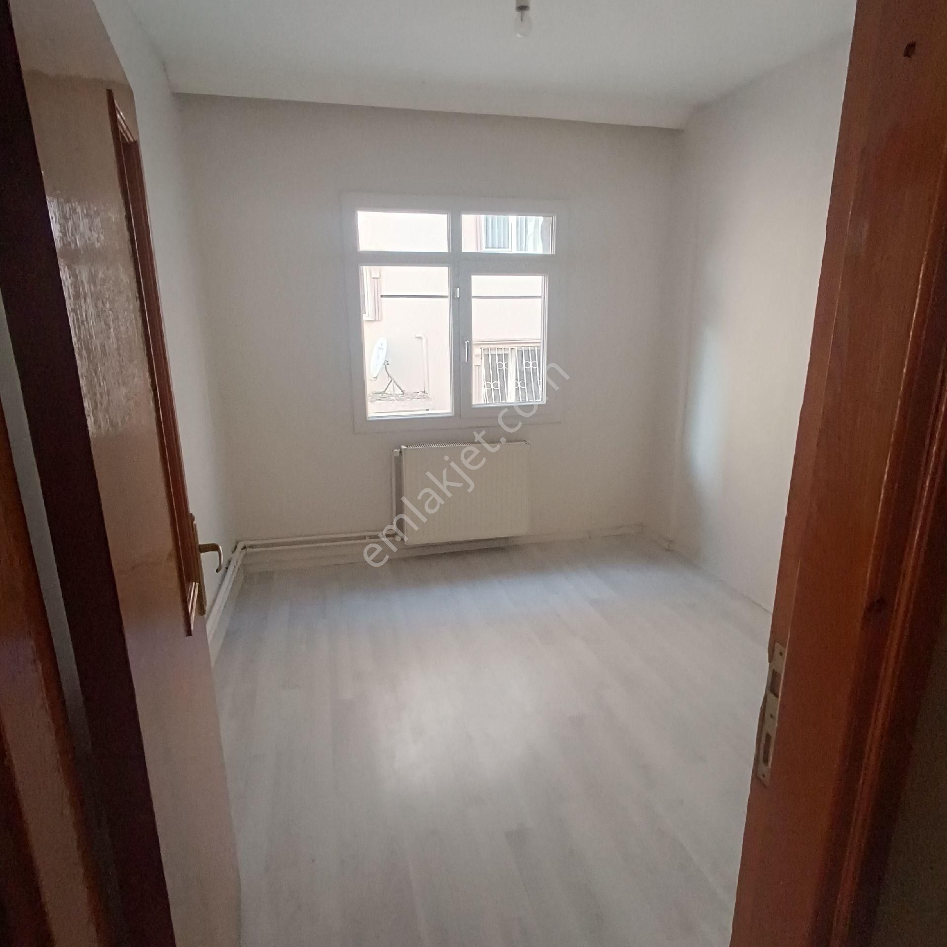 Selçuklu Mh*1.ara Kat*3+1*iskanlı*krediye Uygun*105m²*açık Çift Balkon*çift Cephe L Balkon - Görsel 7