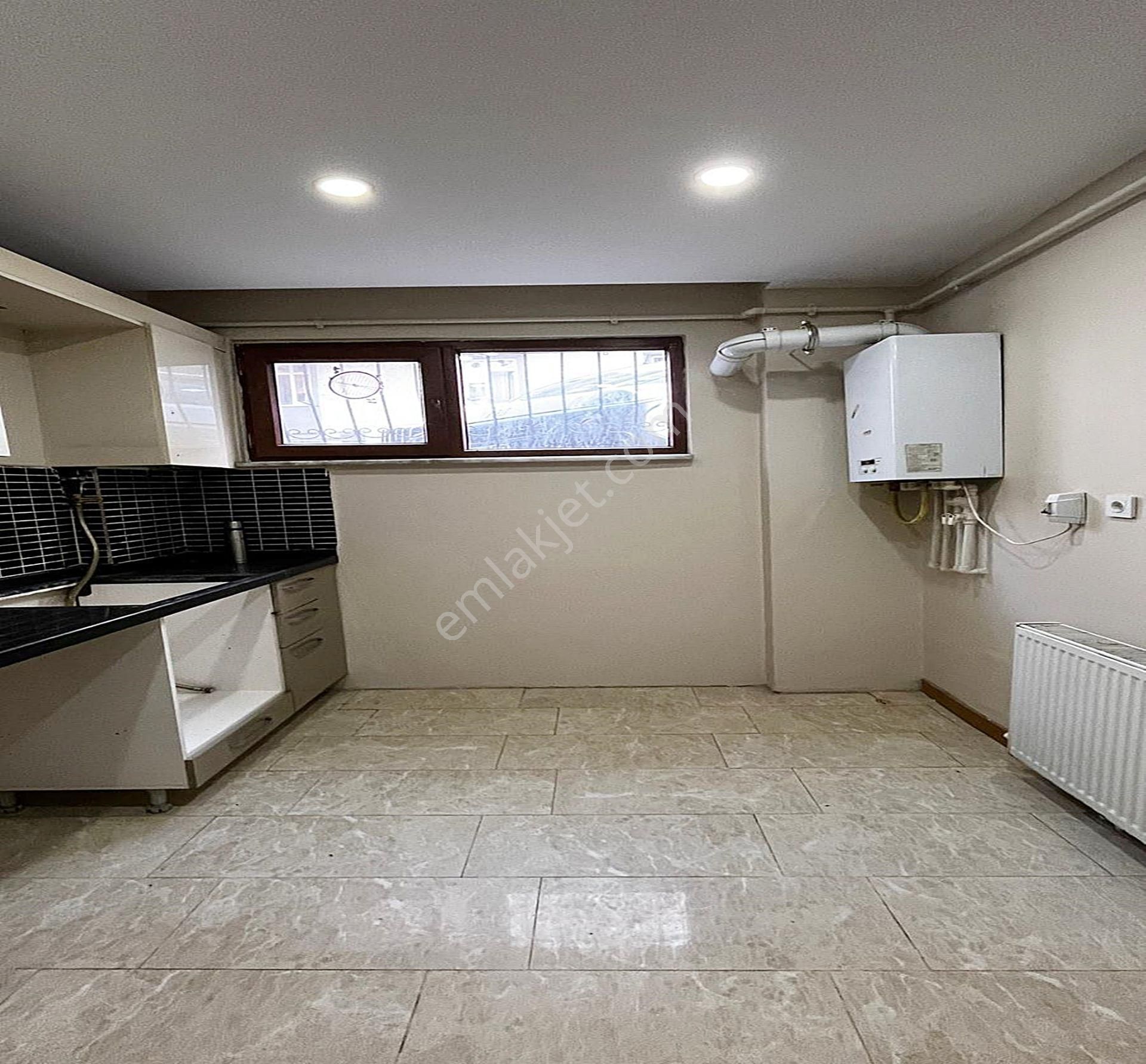 Ulaşıma Yakın Aileye Uygun Acil Kiralık 2+1 Bahçeli Bahçe Katı Daire - Görsel 19