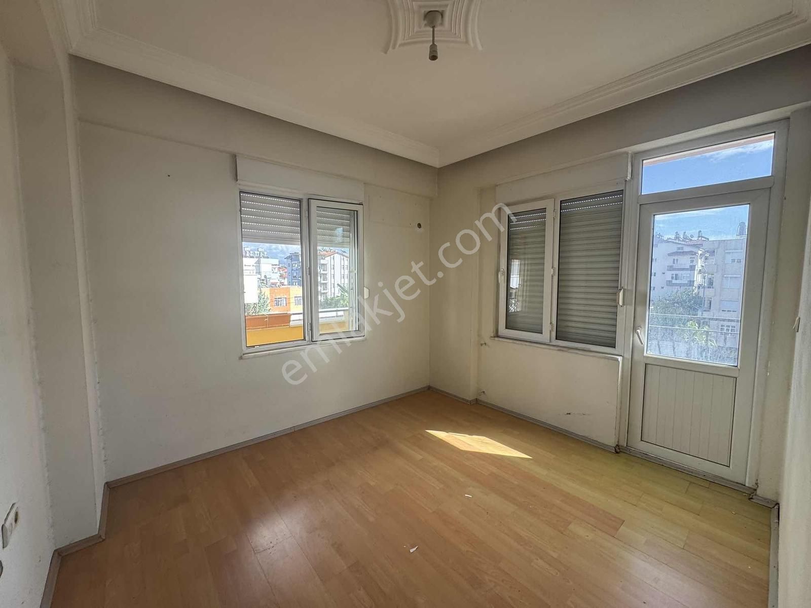 Bahçelievler Atatürk Ortaokulu Yanında Kiralık 1+1 Daire - Görsel 5