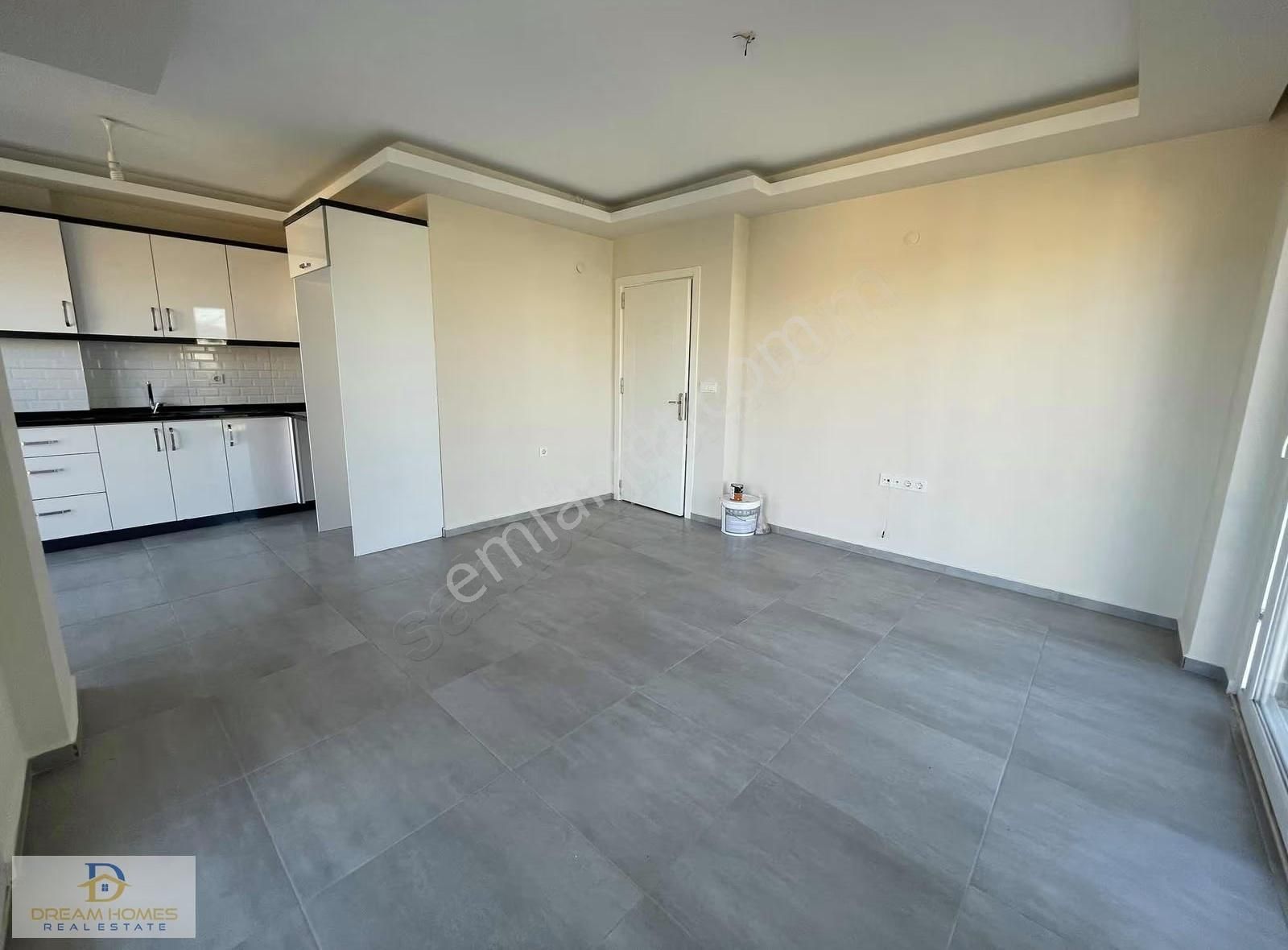 Foça Mahallesinde Aydınlık Ve Ferah 3+1 Satılık Daire - Görsel 12