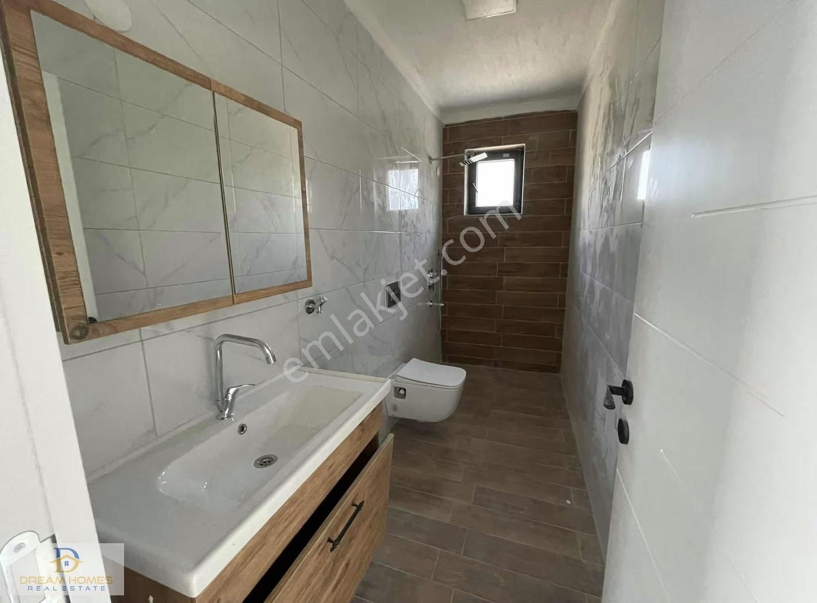 Kiralık Müstakil Bahçeli Ve Havuzlu 4+1 Villa - Görsel 4