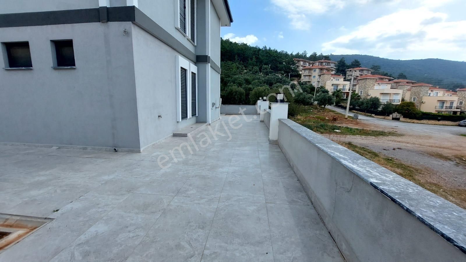 Didim Akbük Mahallesi Havuzlu 4+1 Tam Müstakil Villa - Görsel 5