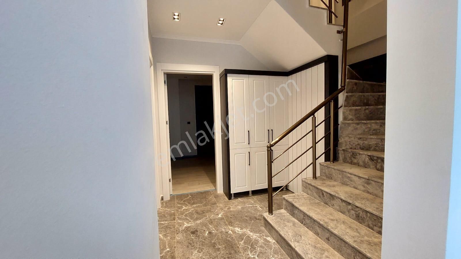 Didim Akbük Mahallesi Havuzlu 4+1 Tam Müstakil Villa - Görsel 15