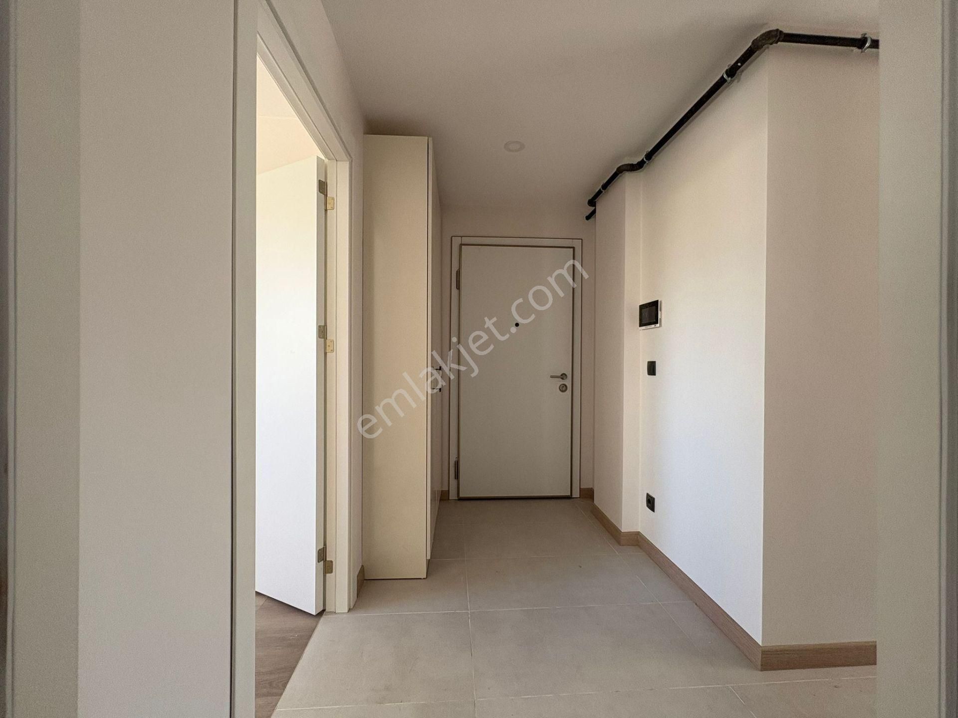 Suadiye'de Marmaraya Yakın Açık Kapalı Otoparklı 2+1 55 M² Net - Görsel 21