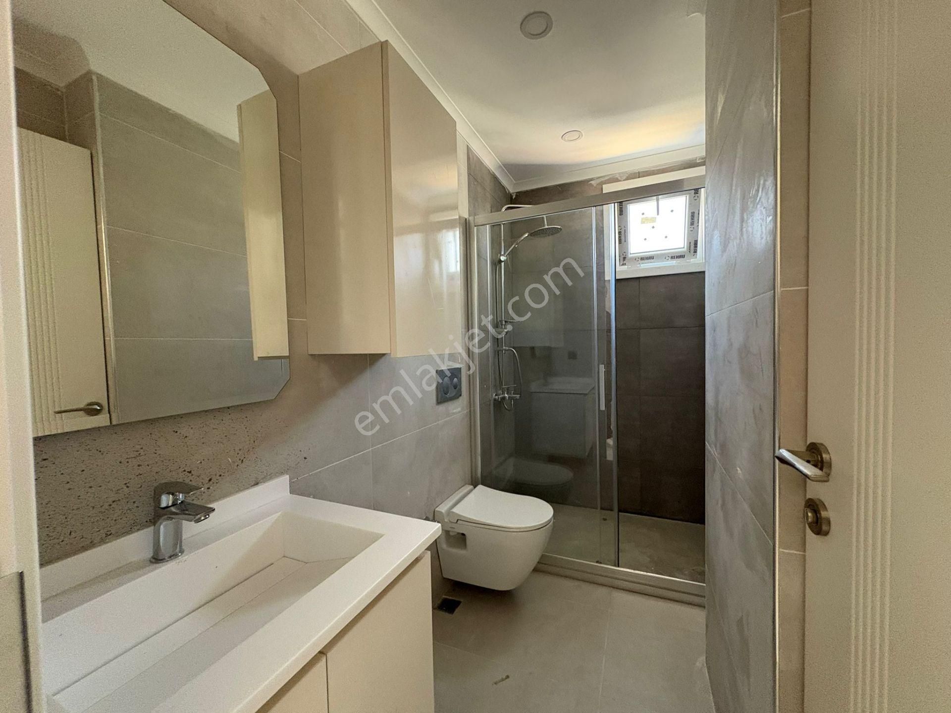 Suadiye'de Marmaraya Yakın Açık Kapalı Otoparklı 2+1 55 M² Net - Görsel 18