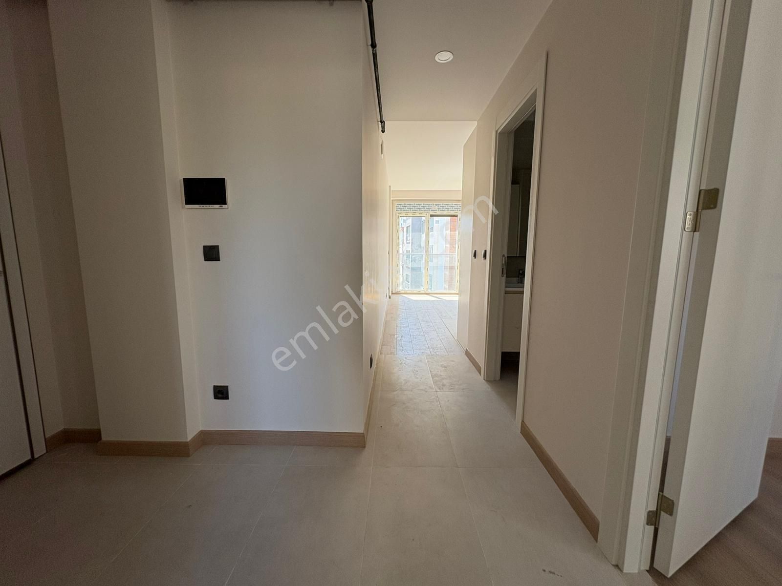 Suadiye'de Marmaraya Yakın Açık Kapalı Otoparklı 2+1 55 M² Net - Görsel 26