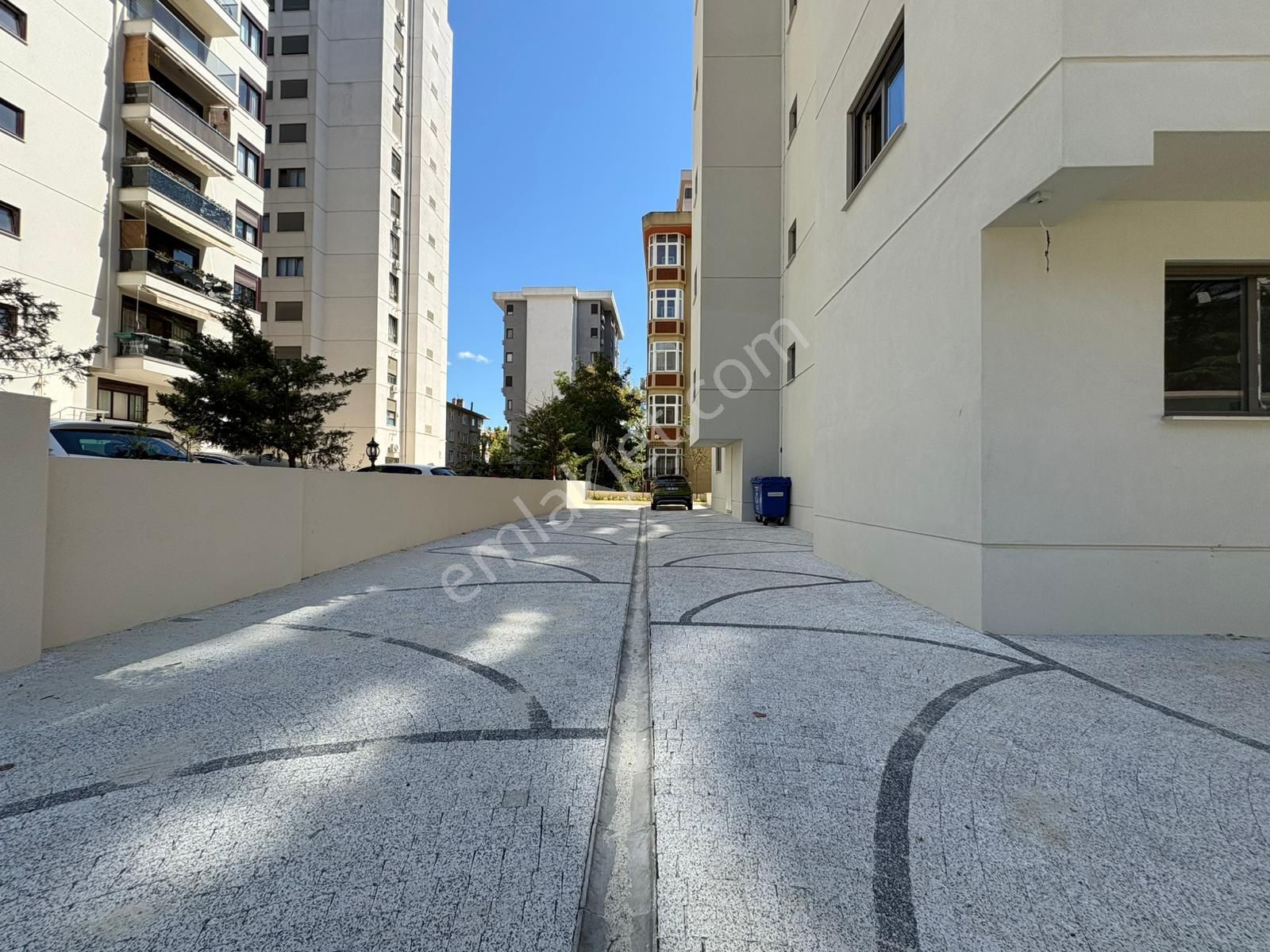 Suadiye'de Marmaraya Yakın Açık Kapalı Otoparklı 2+1 55 M² Net - Görsel 30