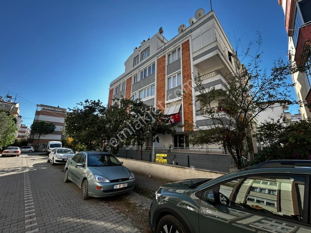 Akçay Merkez De Yüksek Giriş Satılık 3+1 Daire - Görsel 2