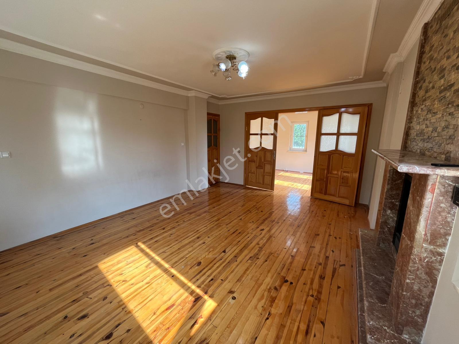 Site İçerisinde Krediye Uygun Tripleks Villa - Görsel 12