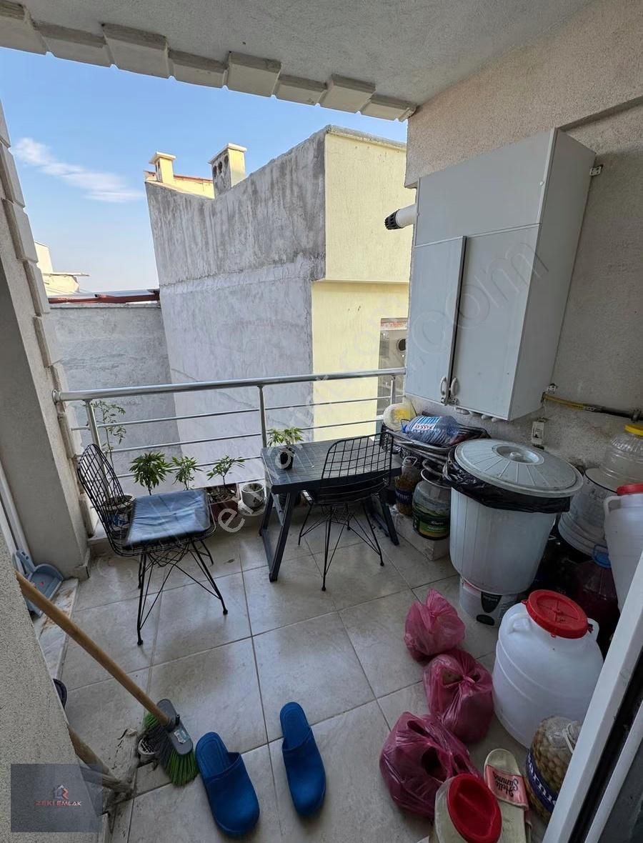 Zeki Emlak'tan Muradiye'de 3+1 Ara Kat Satılık Daire - Görsel 8