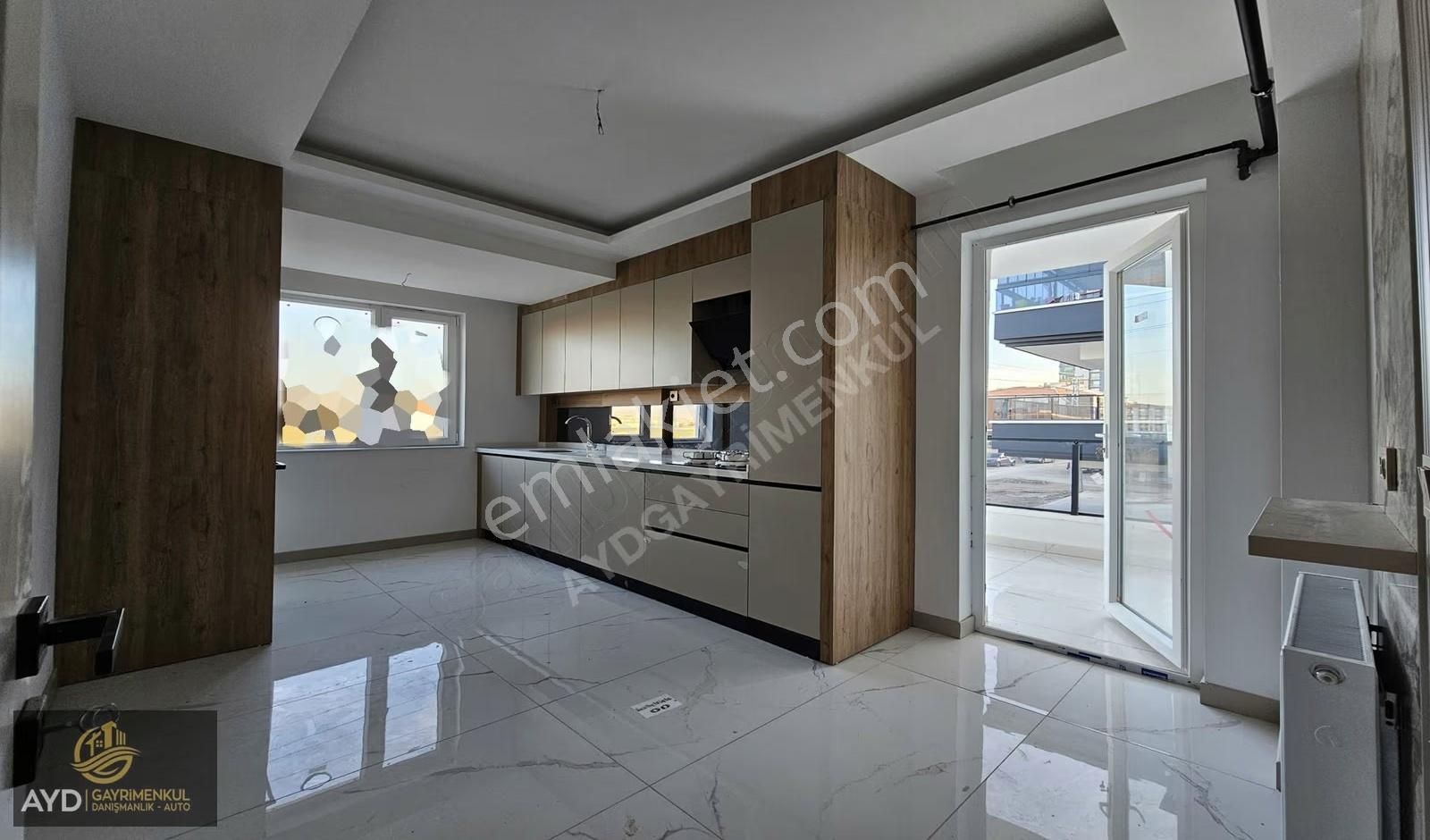 Ayd'den 29 Ekim Mahallesinde 3+1 (140m2) Köşe Başı Daire - Görsel 21
