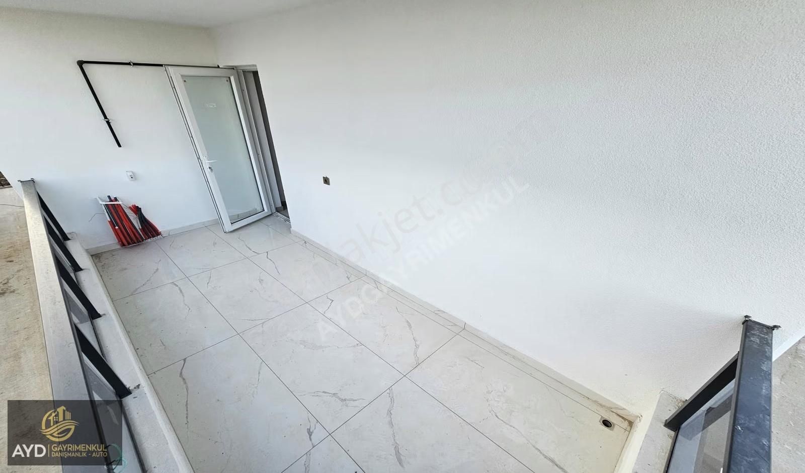 Ayd'den 29 Ekim Mahallesinde 3+1 (140m2) Köşe Başı Daire - Görsel 7