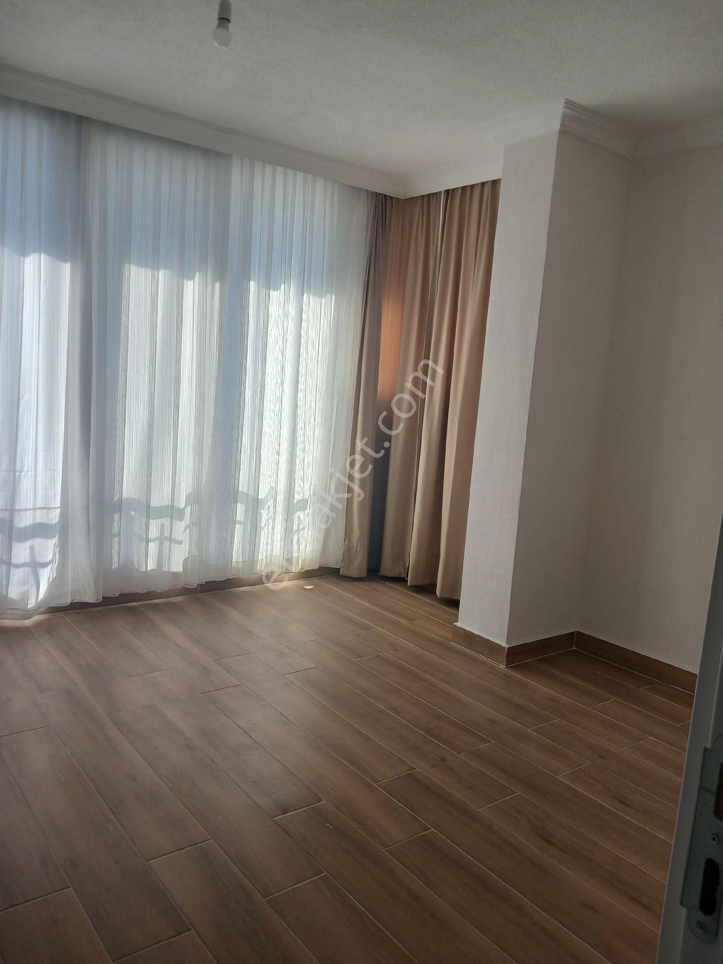 Altınova Da 100 M2 Ayrı Mutfaklı Kiralık Daire - Görsel 2