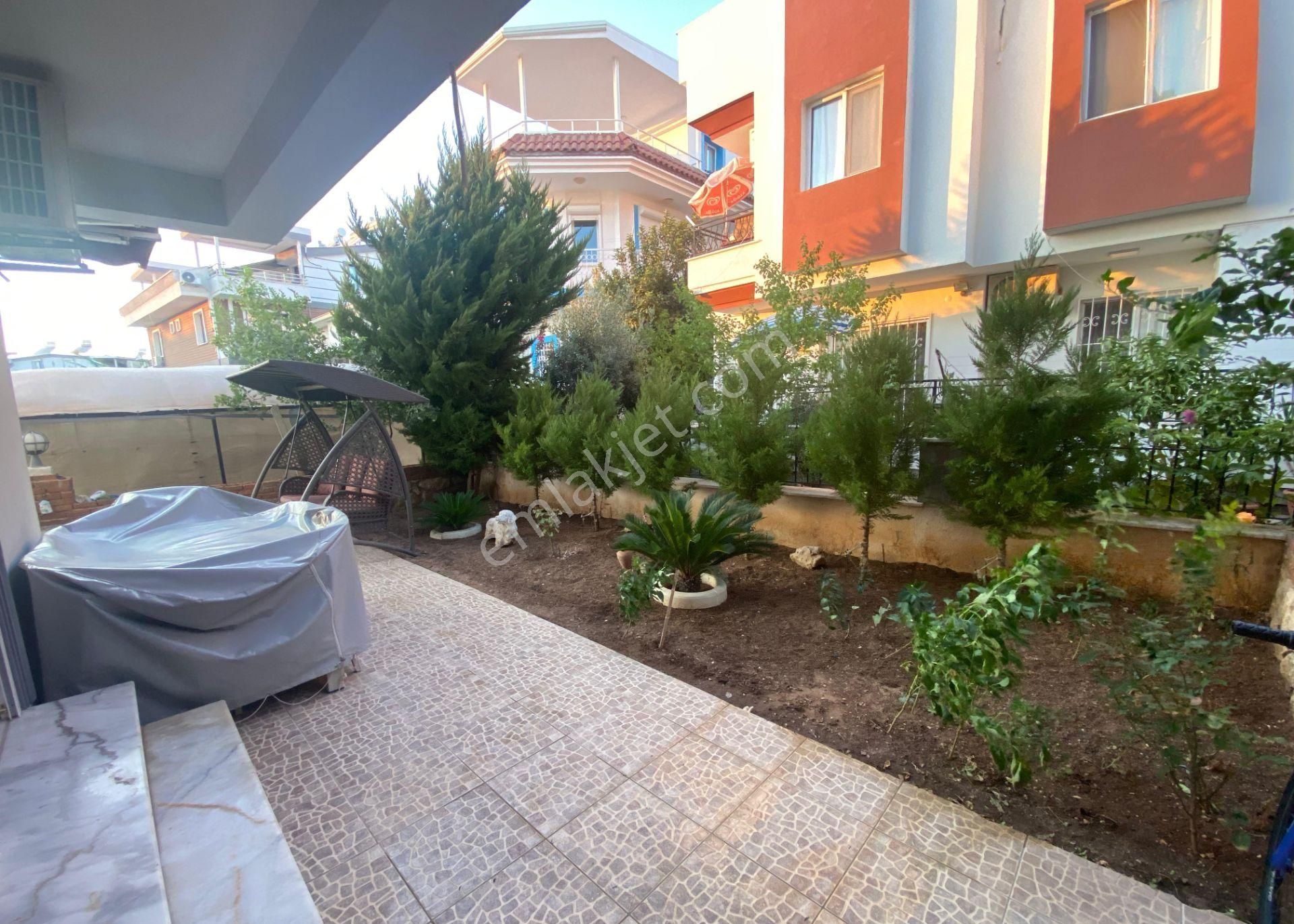 Didim Efeler Mahallesinde 4+1 Açık Mutfak Bahçeli Tripleks Villa - Görsel 5