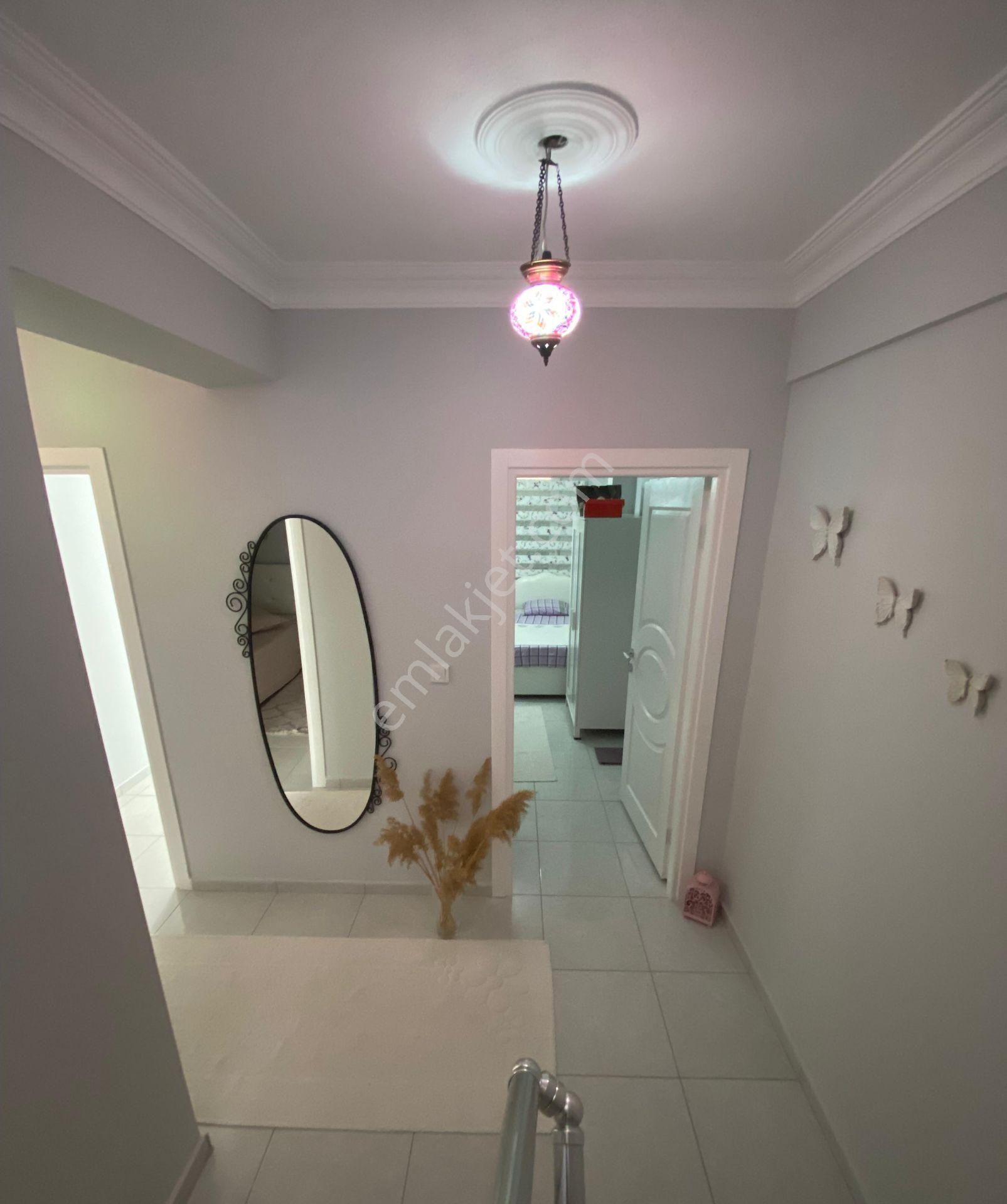 Didim Efeler Mahallesinde 4+1 Açık Mutfak Bahçeli Tripleks Villa - Görsel 23