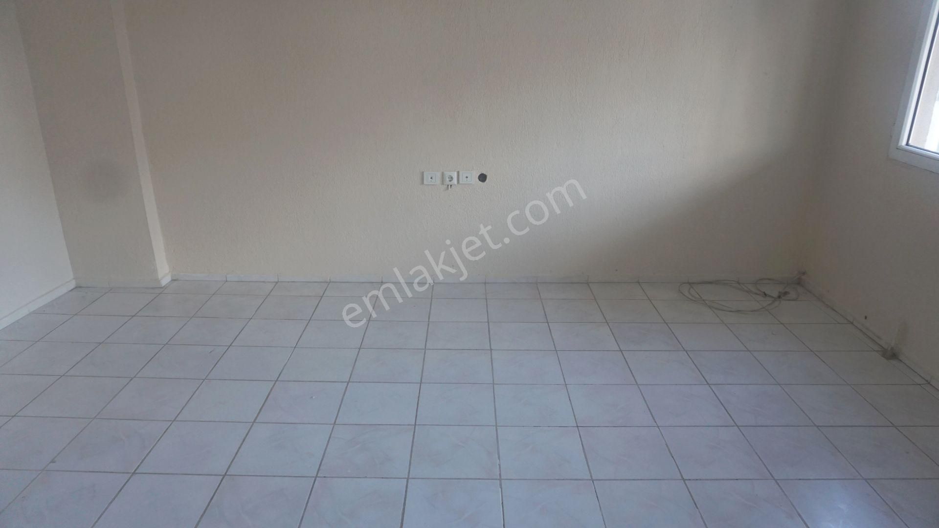 Küçükçiğli De Kiralık Fiyat Düştü 3+1 Balkonlu Çiğli Serkan Dan - Görsel 14