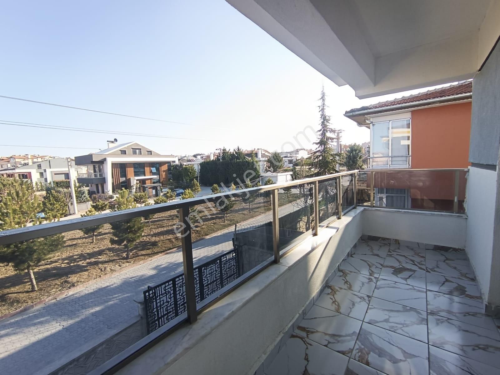 Meram Tıp'a Yakın Hocacihan Hanaybaşı’nda 3,5+1 Geniş Sıfır Satılık Daireler - Görsel 13