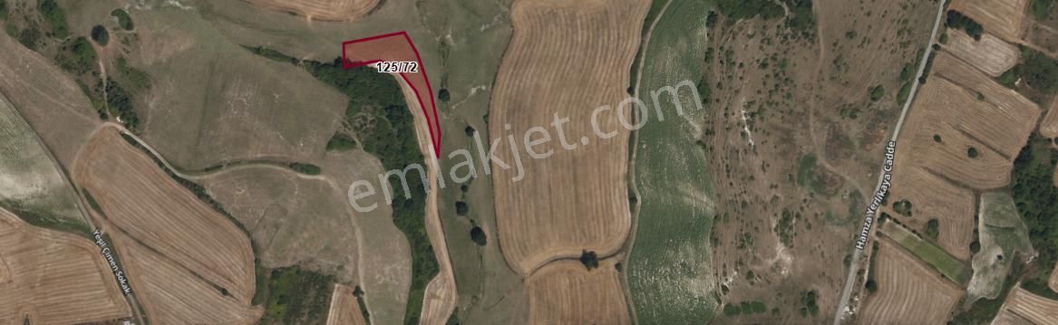 Arnavutköy Boyalıkta Satılık Arsa , 415 M2 Hisseli