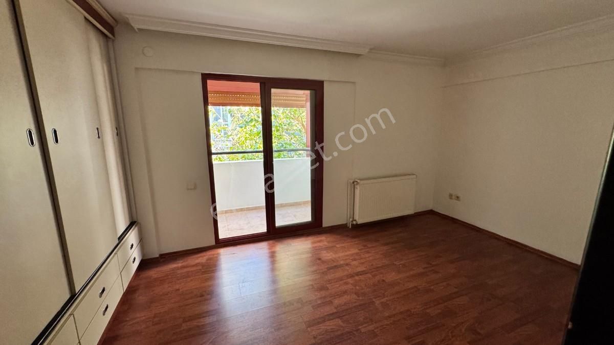 Alsancak Mimarsinan Mhde Üç Cepheli Asansörlü Satılık 3+1 Daire - Görsel 19