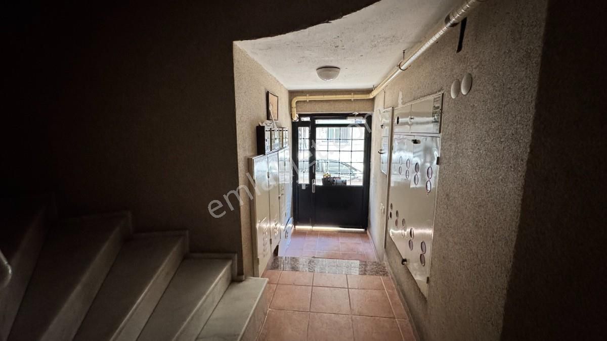 Alsancak Mimarsinan Mhde Üç Cepheli Asansörlü Satılık 3+1 Daire - Görsel 4