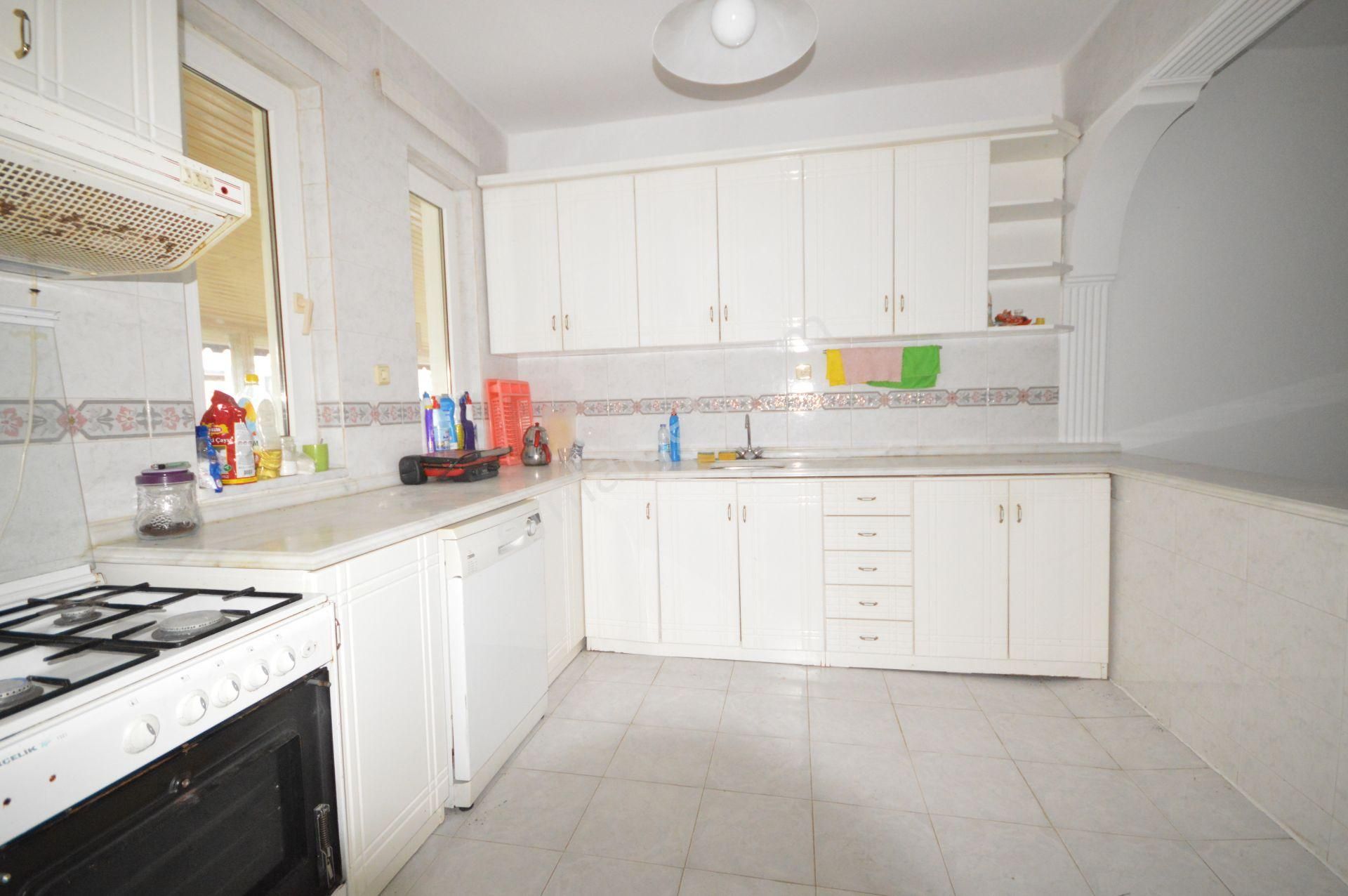 230m2 Arsaya Sahip Denize 50 Metre 4+1 Kocaali Villası - Görsel 15