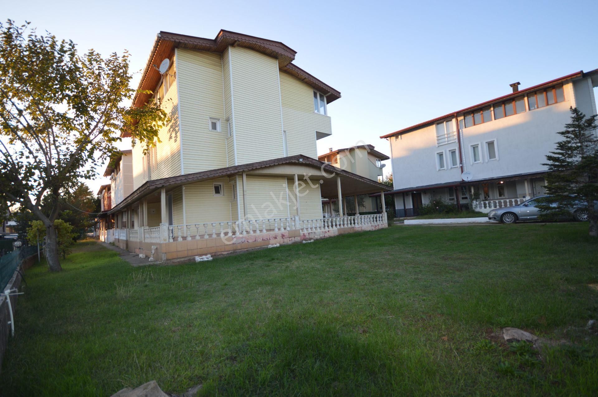 230m2 Arsaya Sahip Denize 50 Metre 4+1 Kocaali Villası - Görsel 5